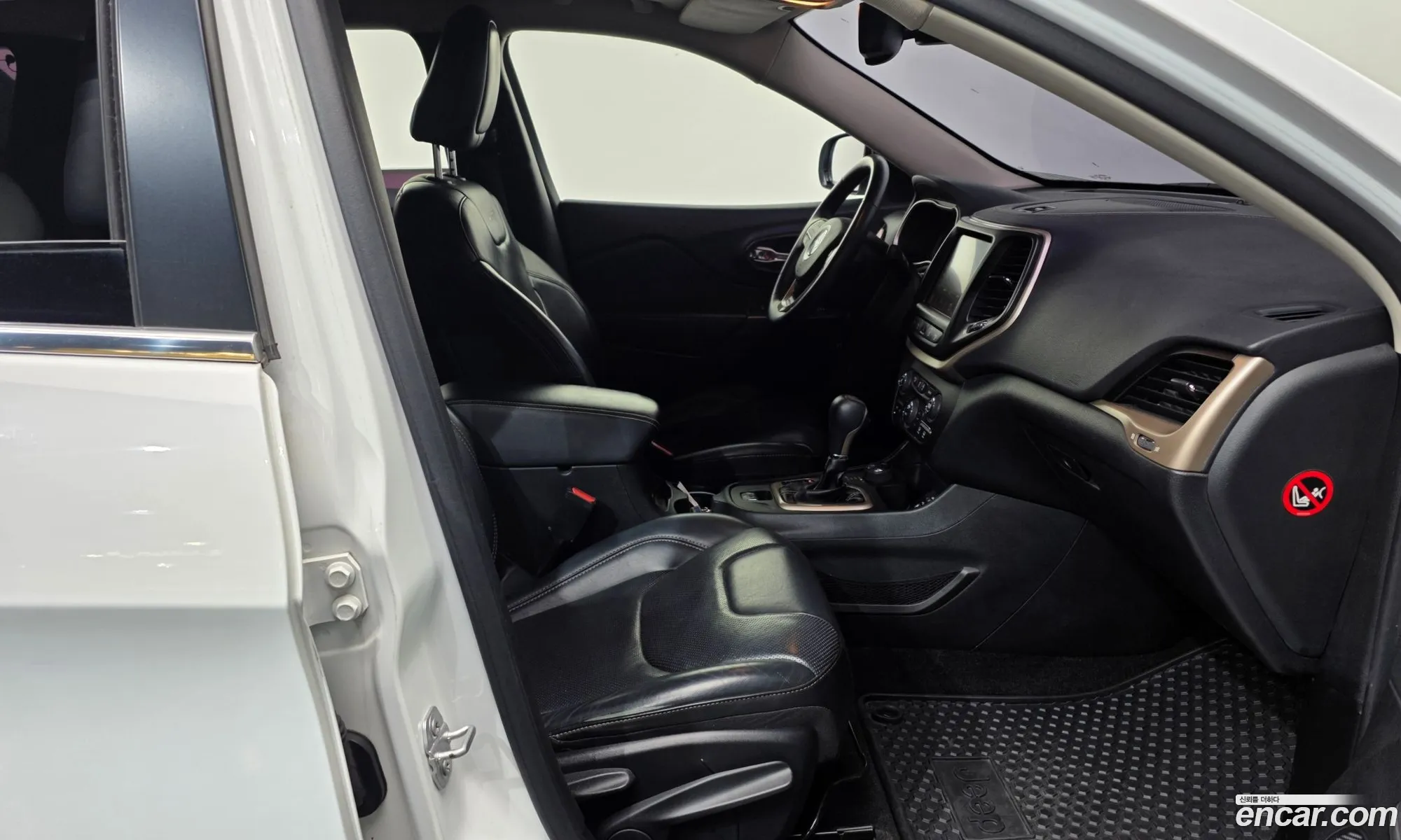 Jeep Cherokee 2015 — 13