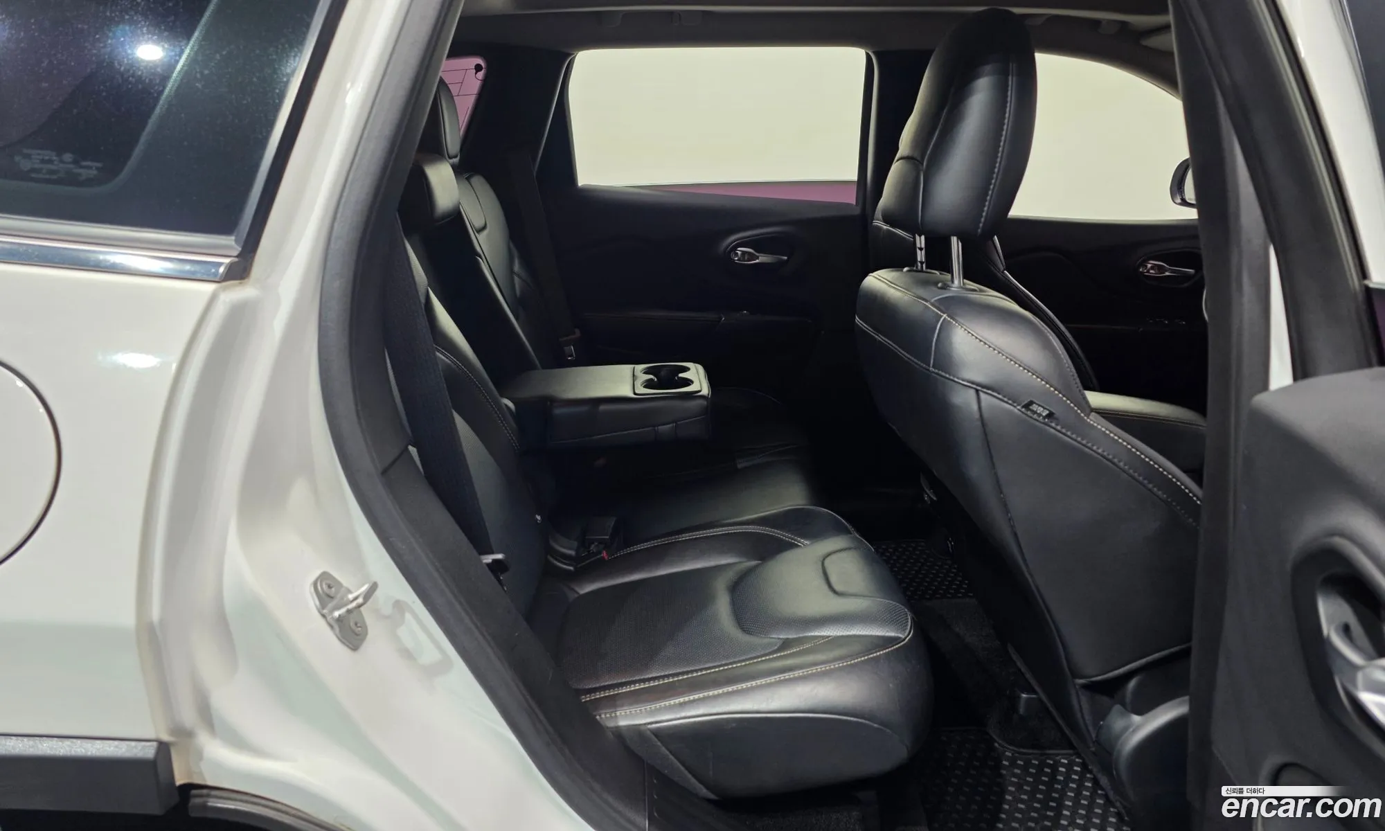 Jeep Cherokee 2015 — 14