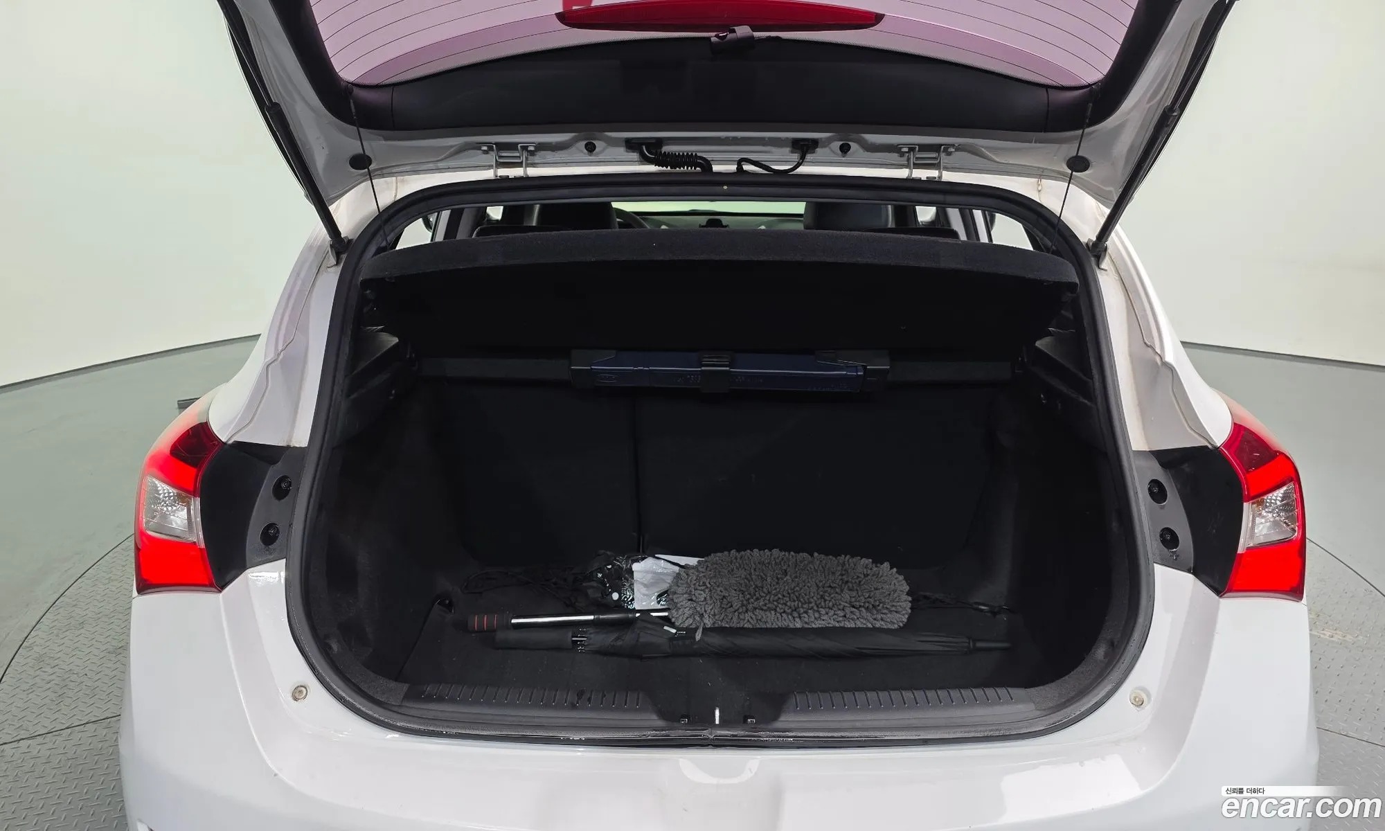 Hyundai i30 2013 — 18