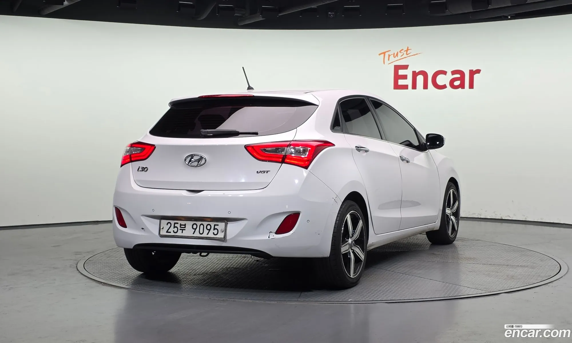 Hyundai i30 2013 — 8