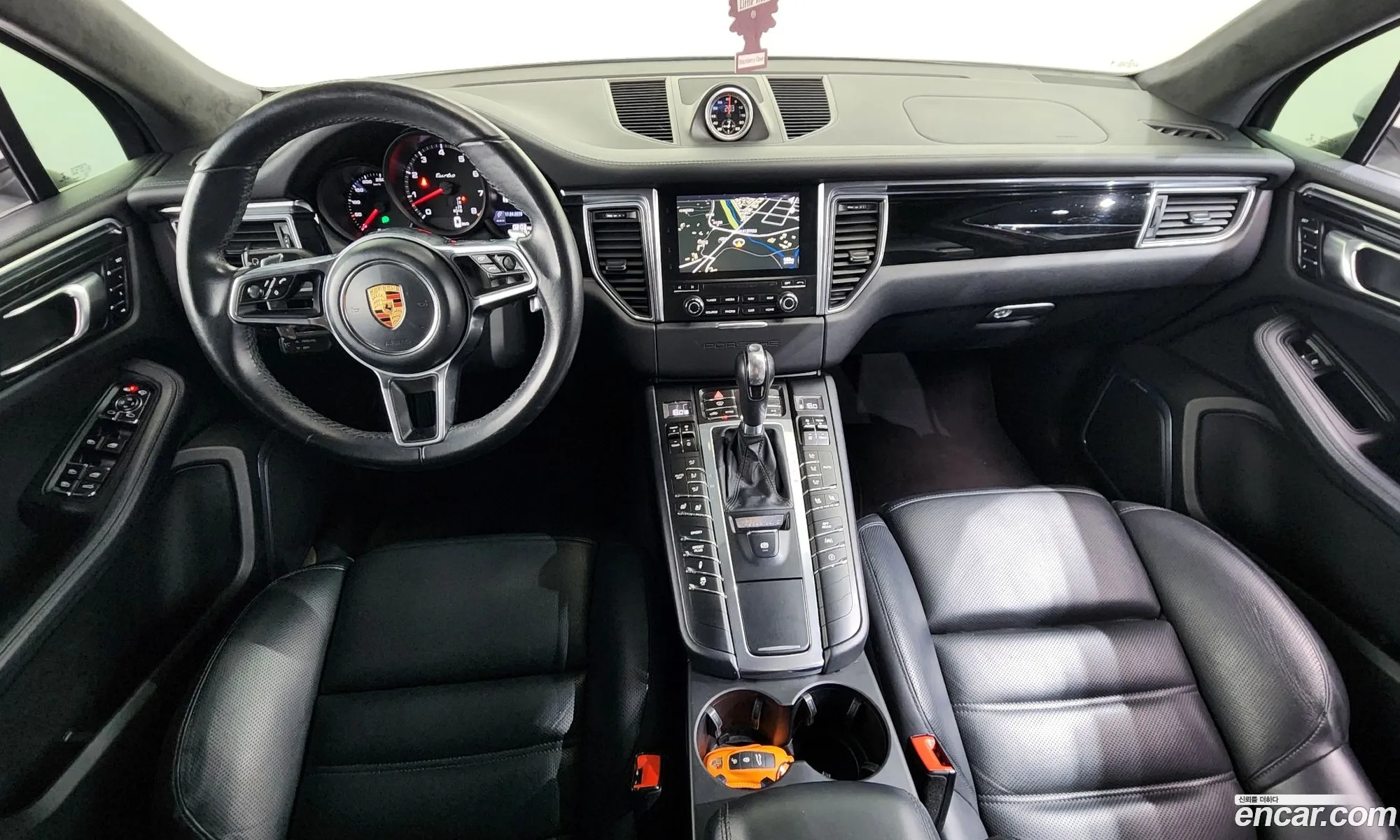 Porsche Macan 2016 WP1AF295XHLB90279 — 10