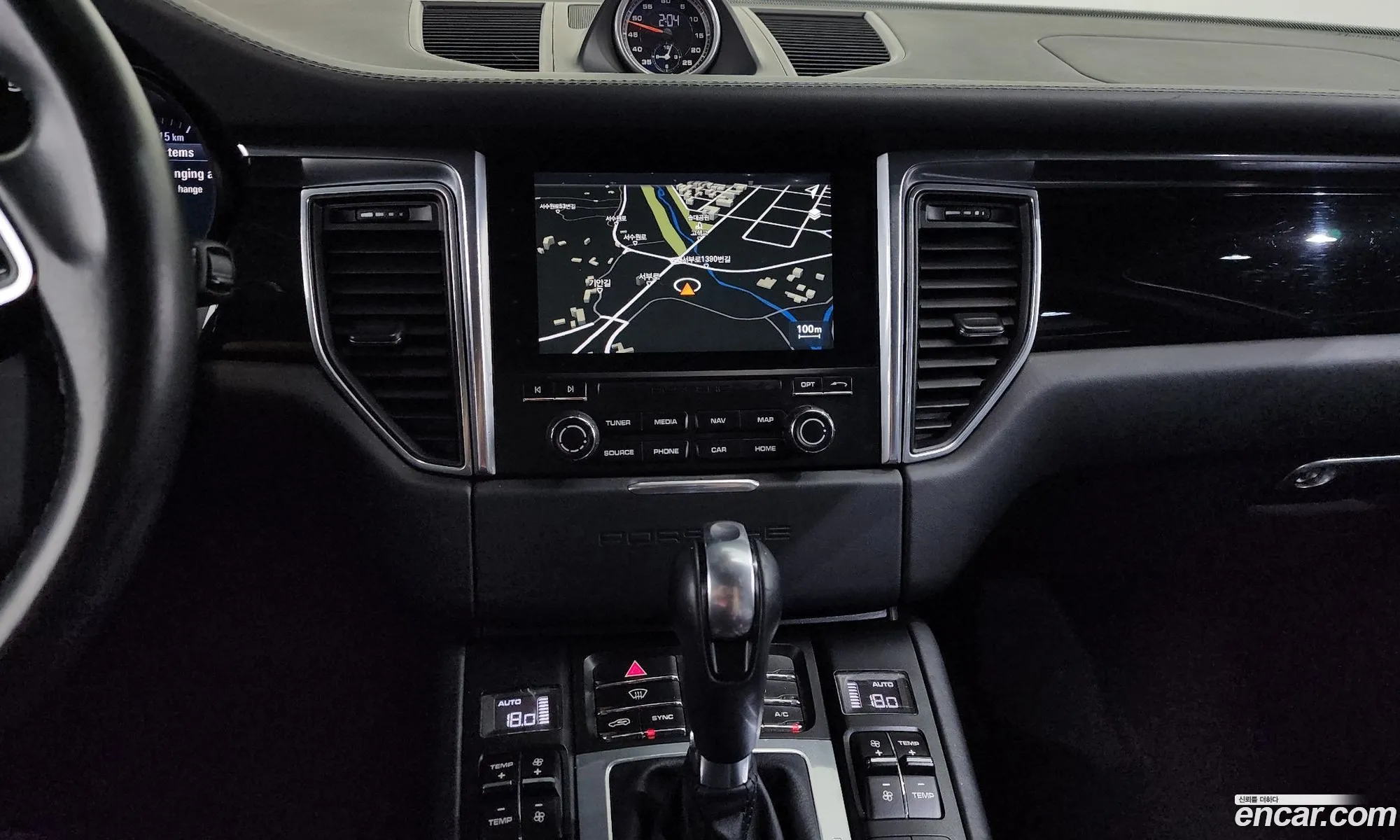 Porsche Macan 2016 WP1AF295XHLB90279 — 12