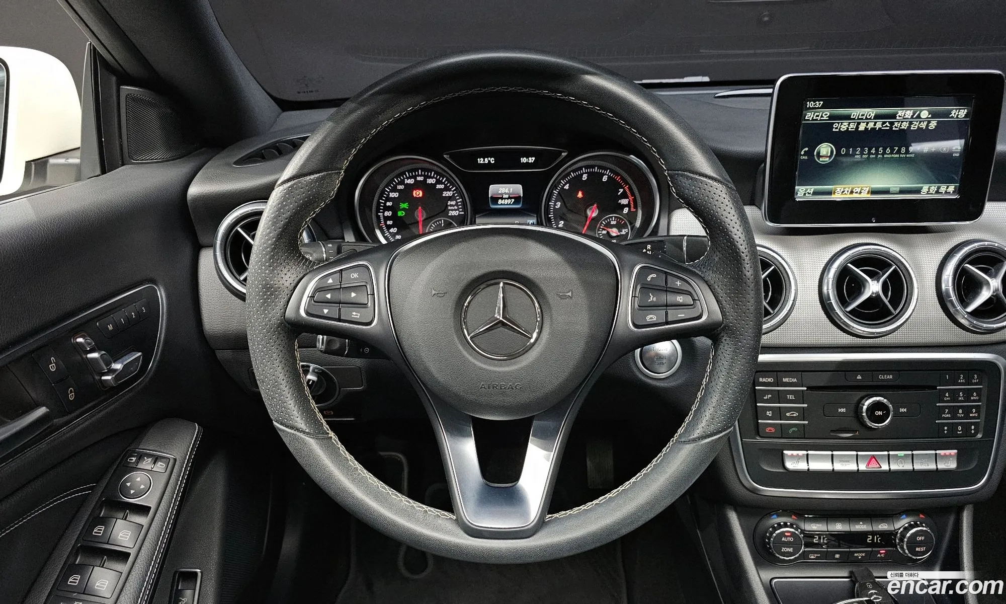 Mercedes-Benz CLA-Class C117 2016 — 15
