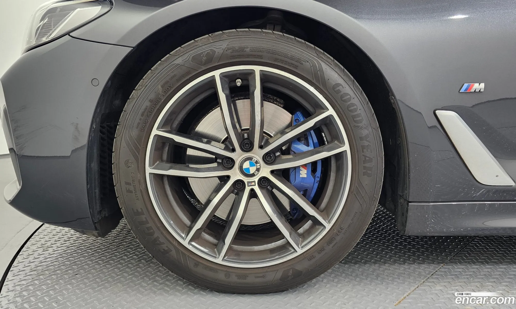 BMW 5 Series 2022 — 8