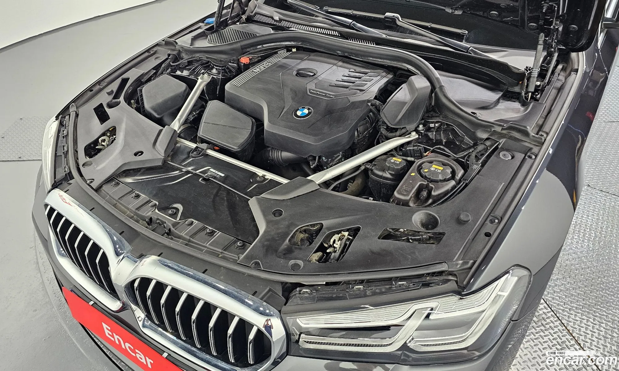 BMW 5 Series 2022 — 19