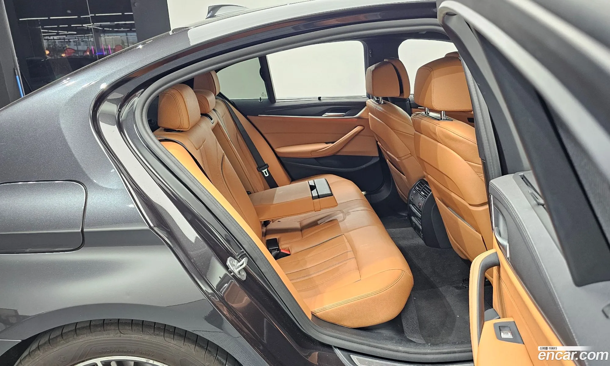 BMW 5 Series 2022 — 14