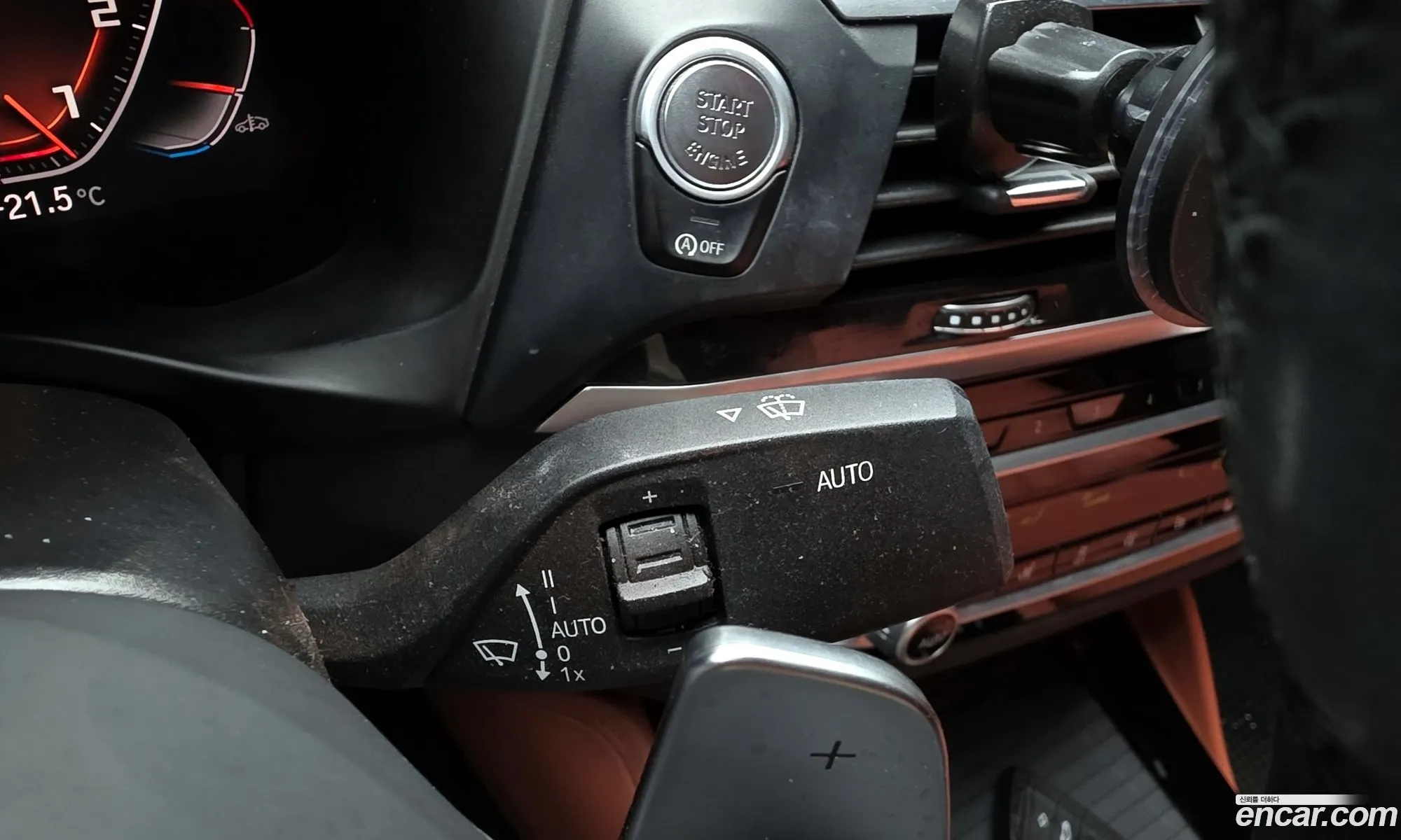 BMW X4 2020 WBA2V510XM9E82905 — 26