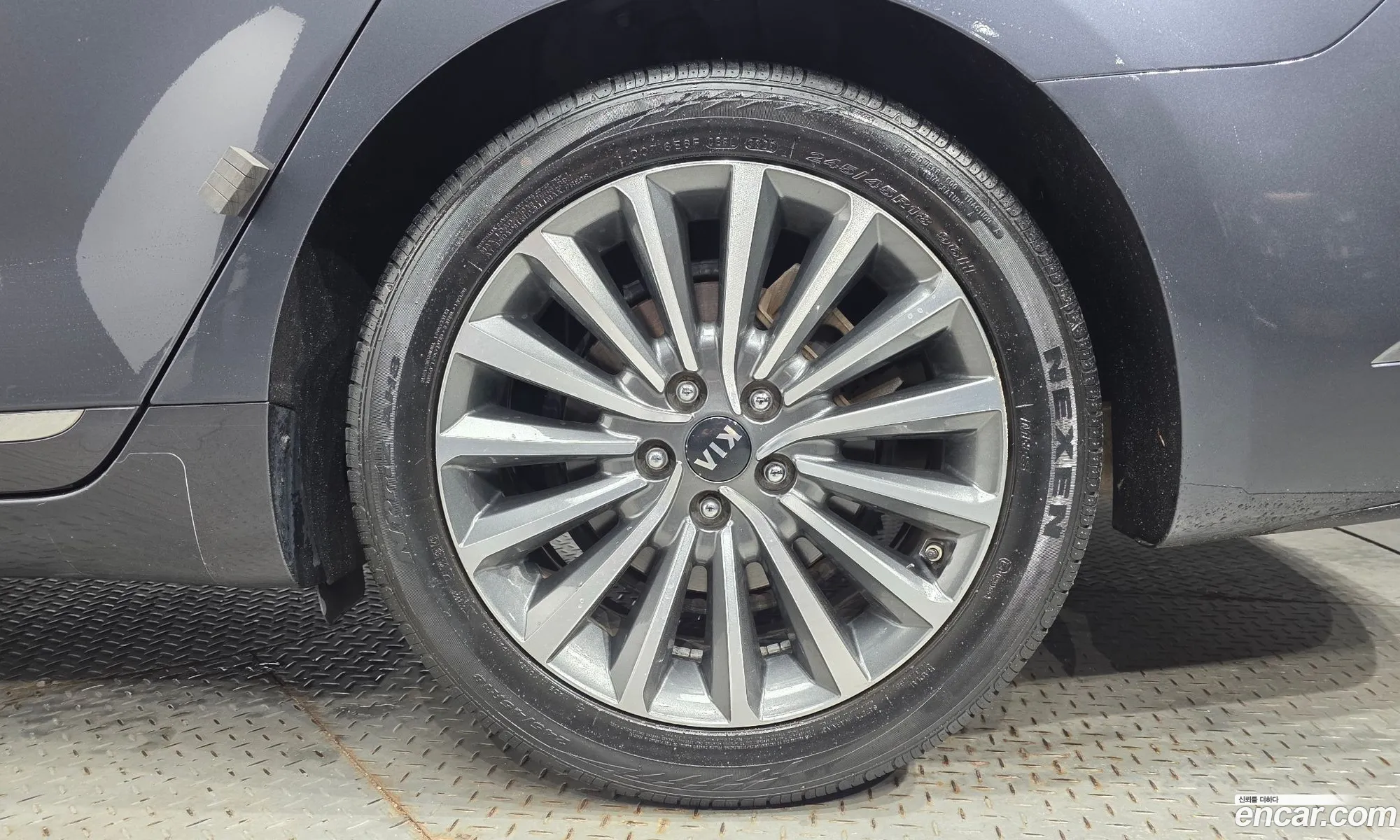 Kia K7 2017 — 13
