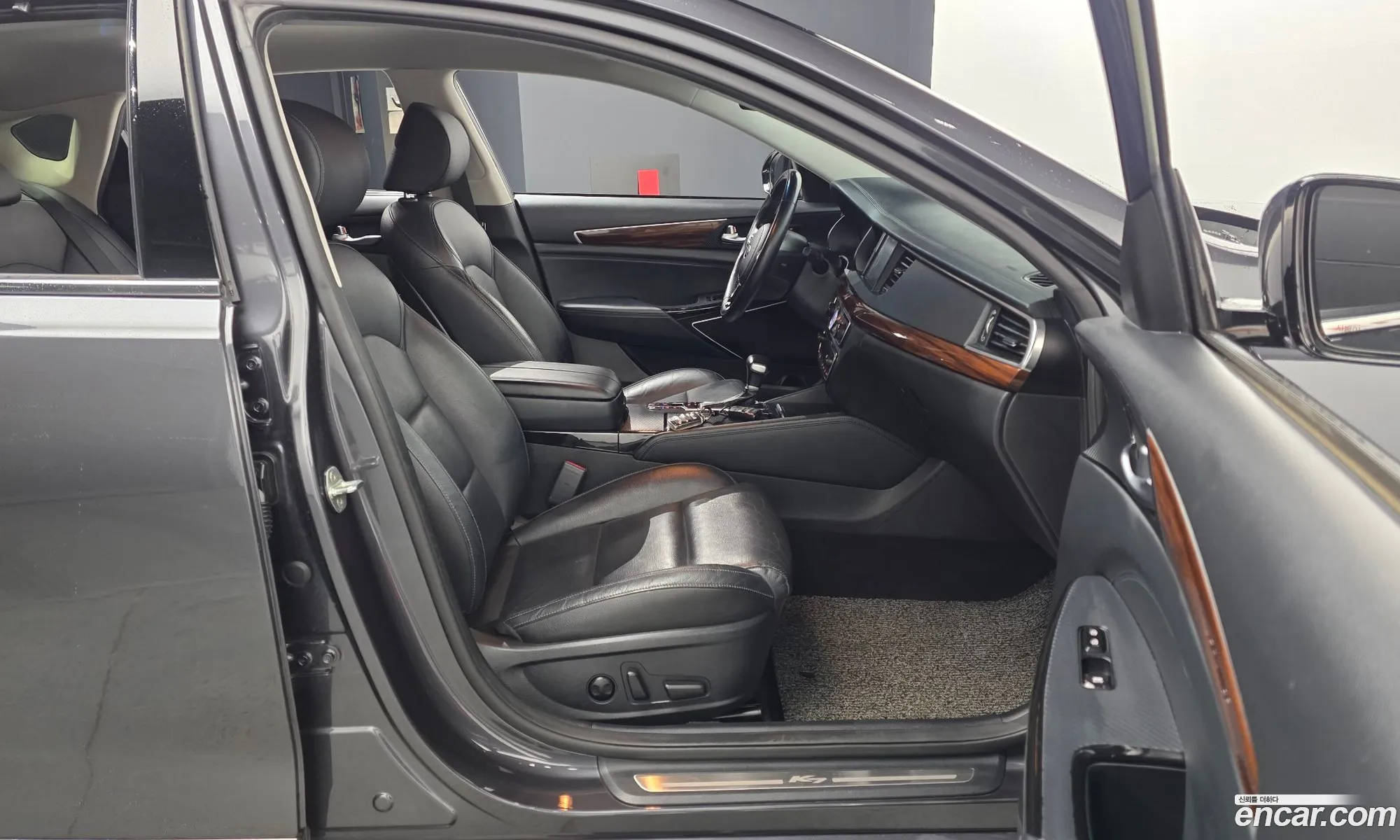 Kia K7 2017 — 14