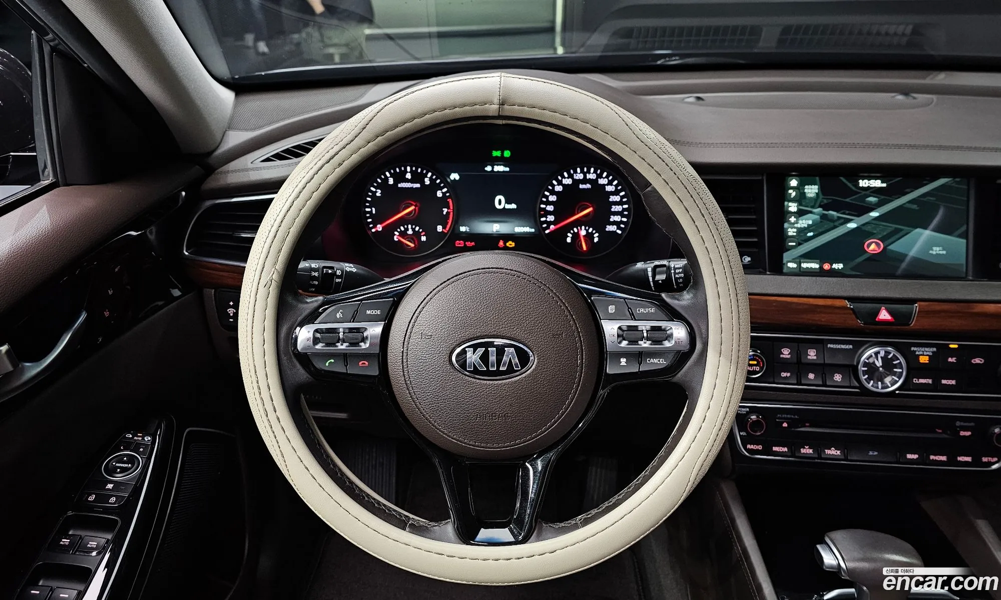 Kia K7 2017 — 14