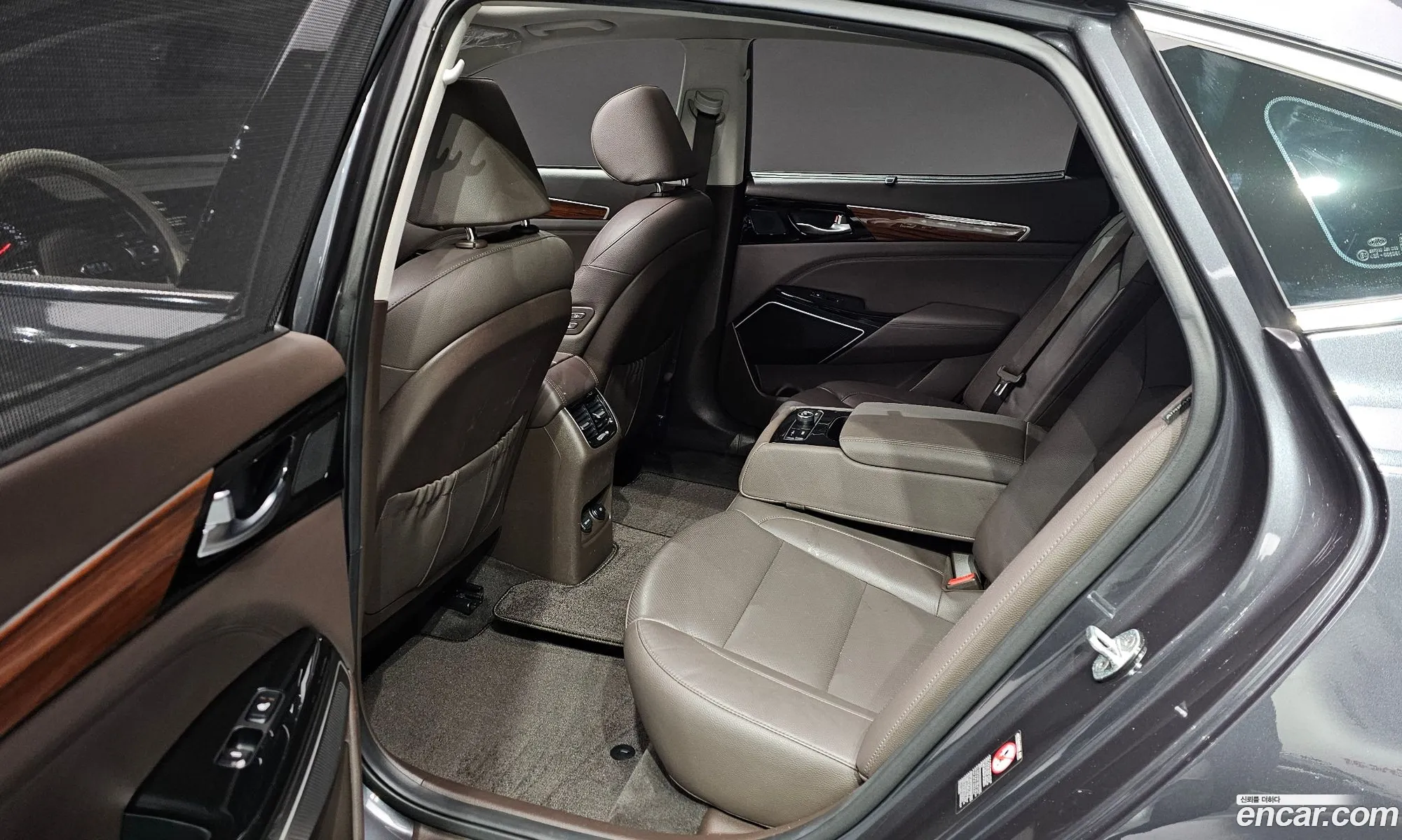 Kia K7 2017 — 12