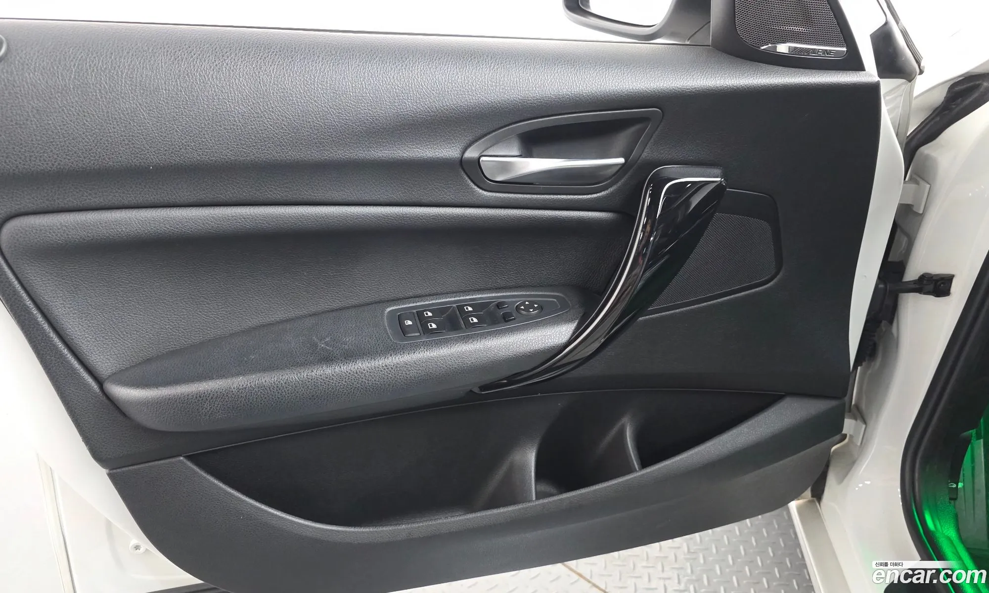 BMW 1 Series 2015 WBA1S510XG5A73903 — 12