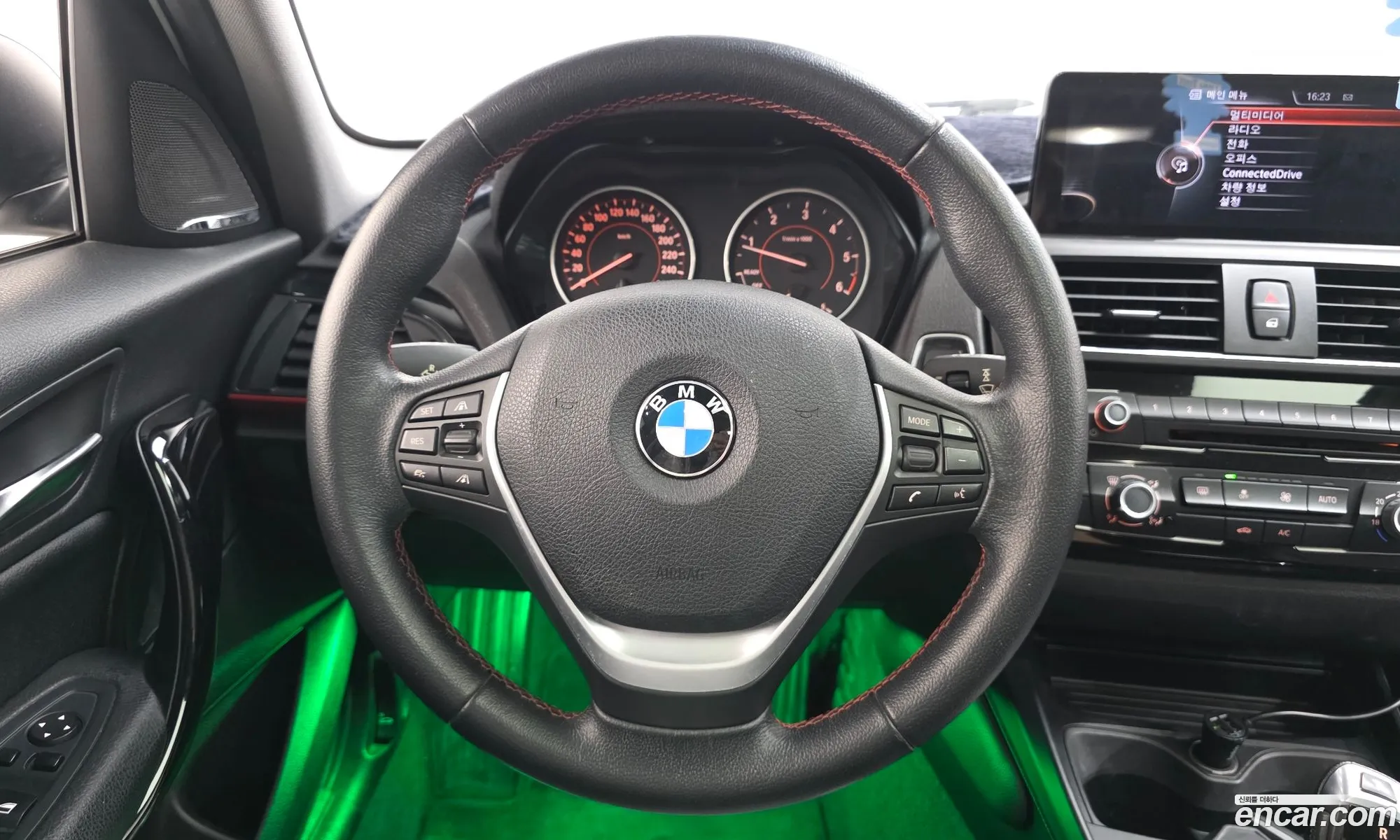 BMW 1 Series 2015 WBA1S510XG5A73903 — 3