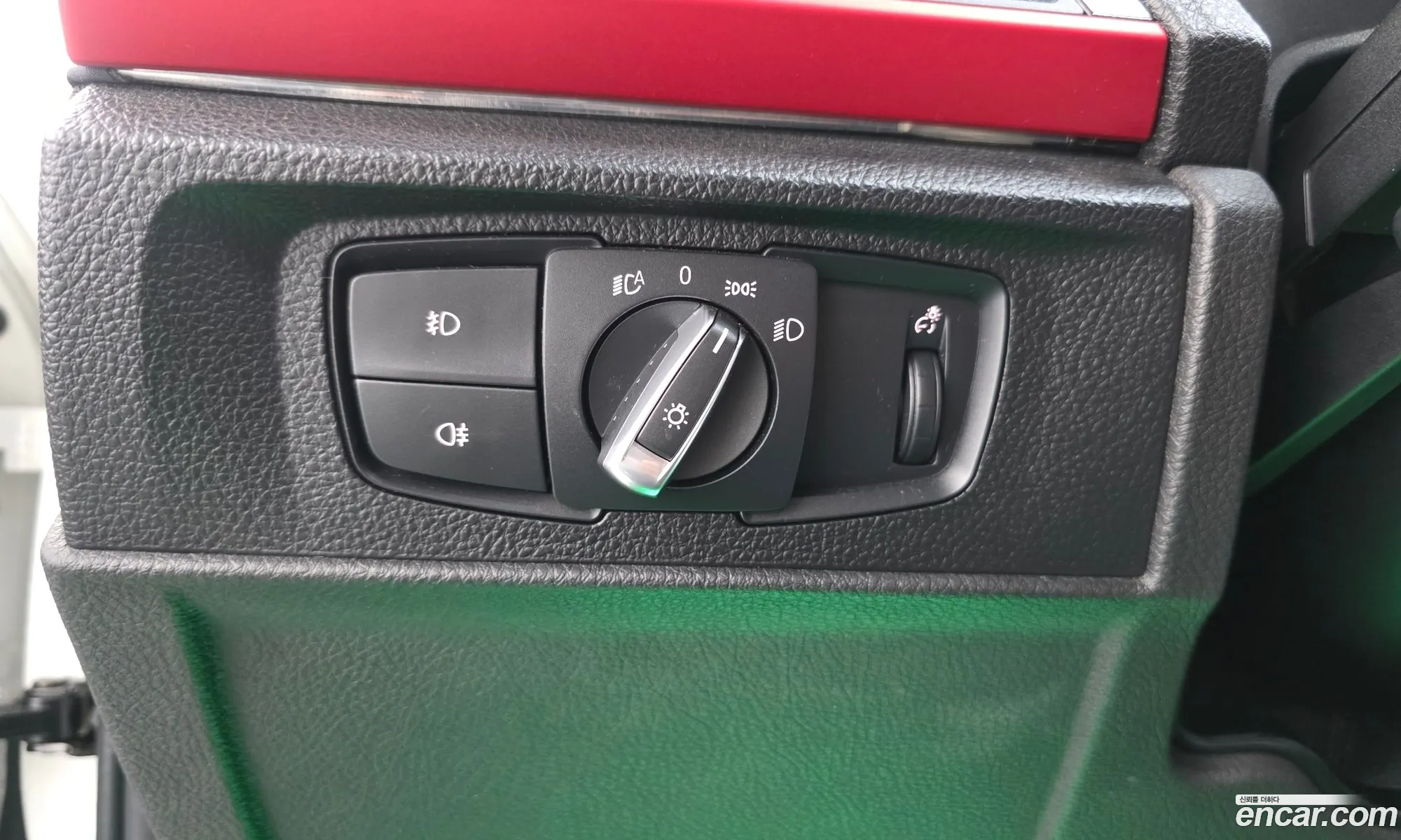 BMW 1 Series 2015 WBA1S510XG5A73903 — 30