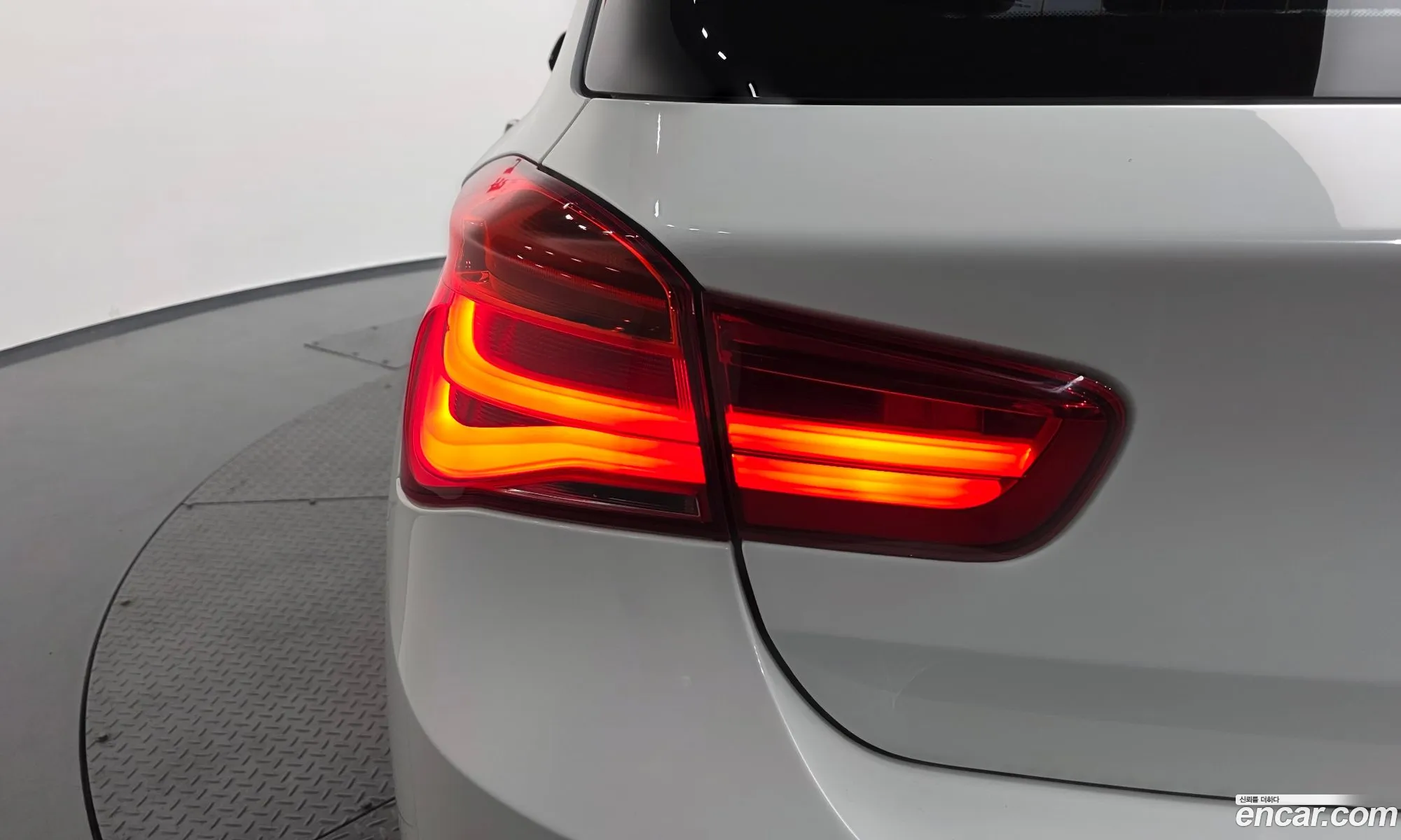 BMW 1 Series 2015 WBA1S510XG5A73903 — 26