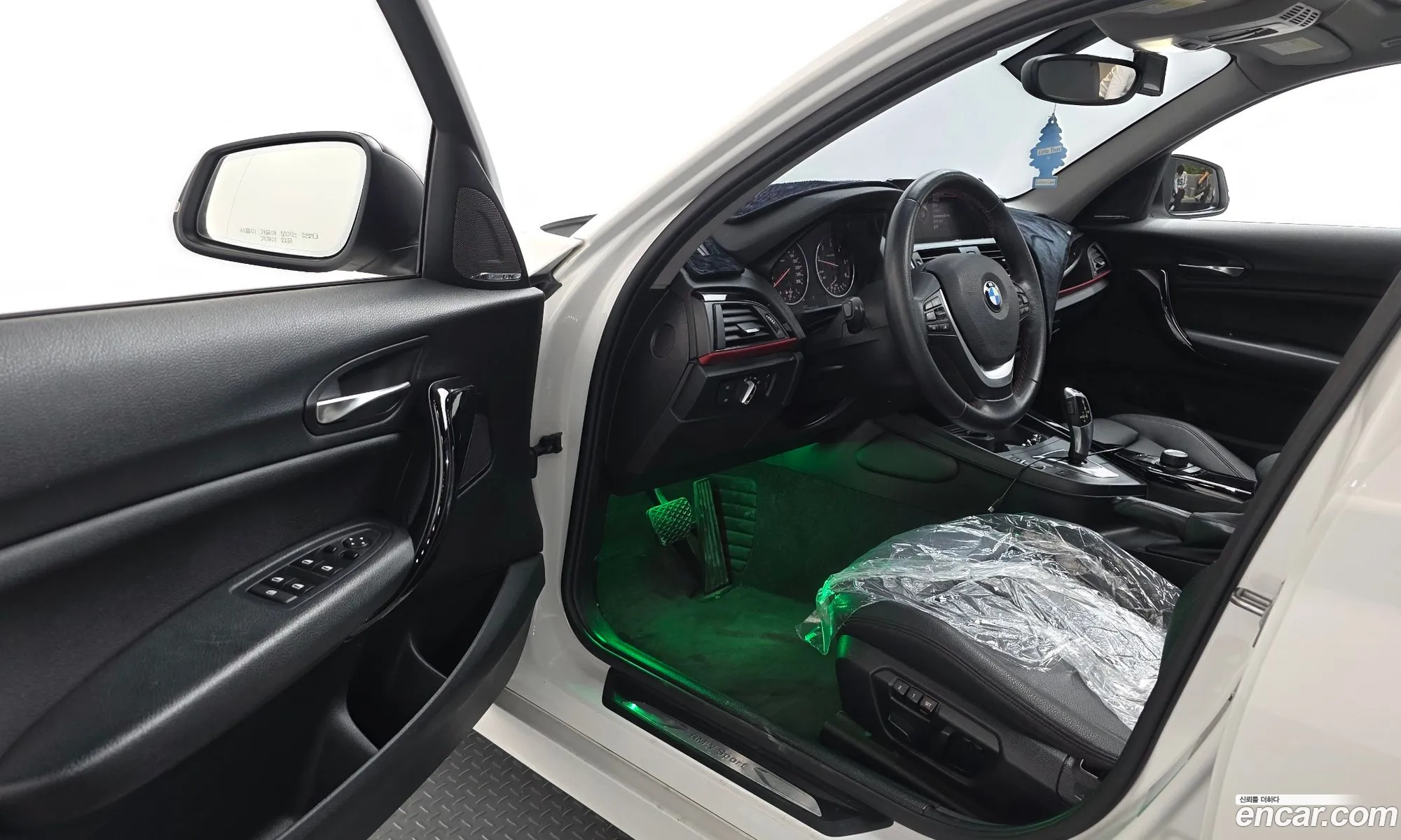 BMW 1 Series 2015 WBA1S510XG5A73903 — 2