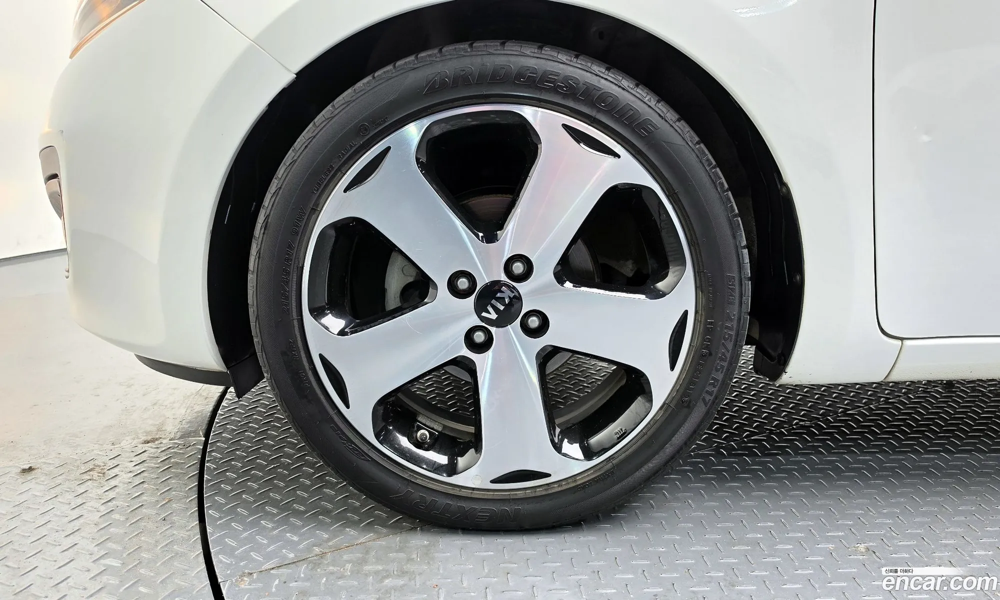 Kia Pride 2013 — 30