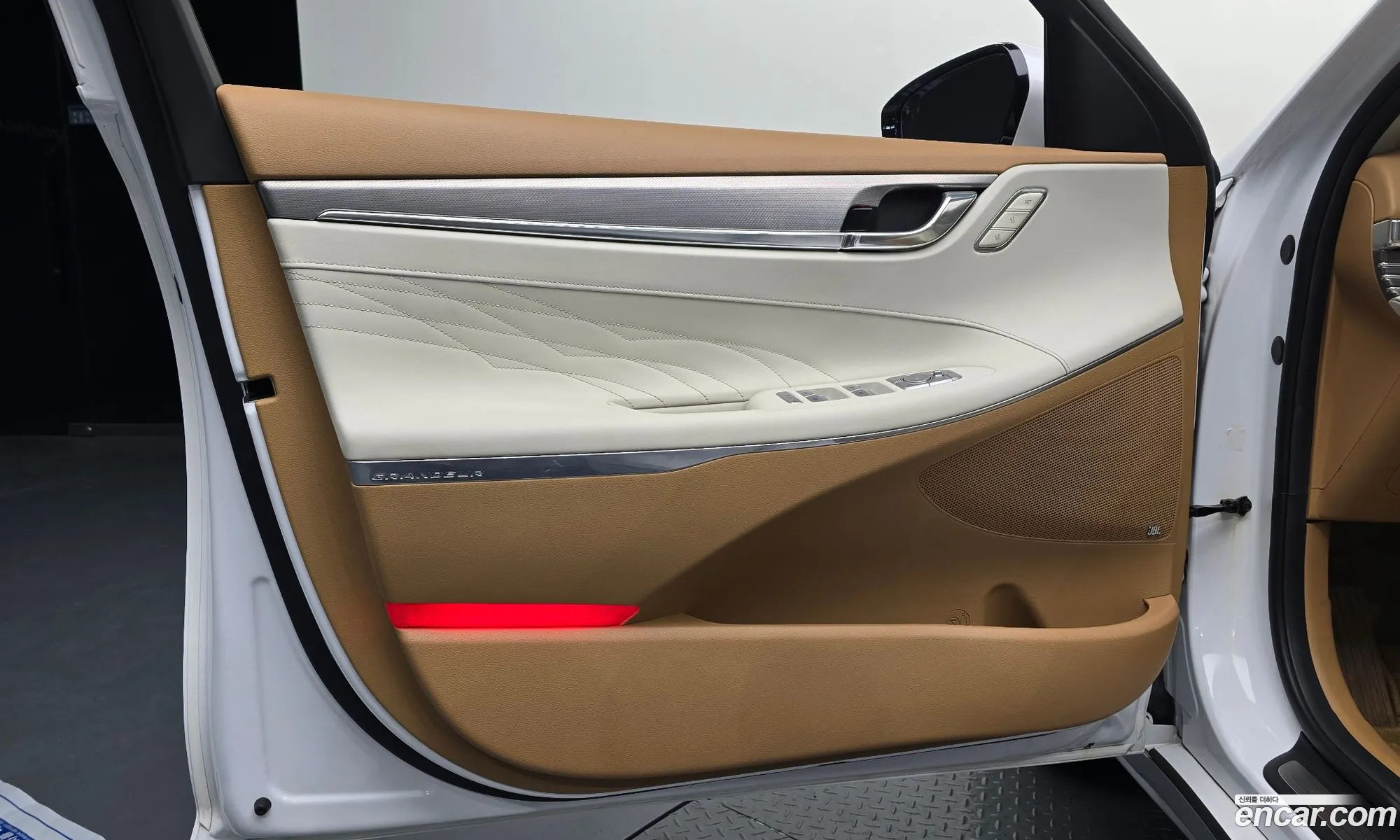 Hyundai Grandeur IG 2020 — 15