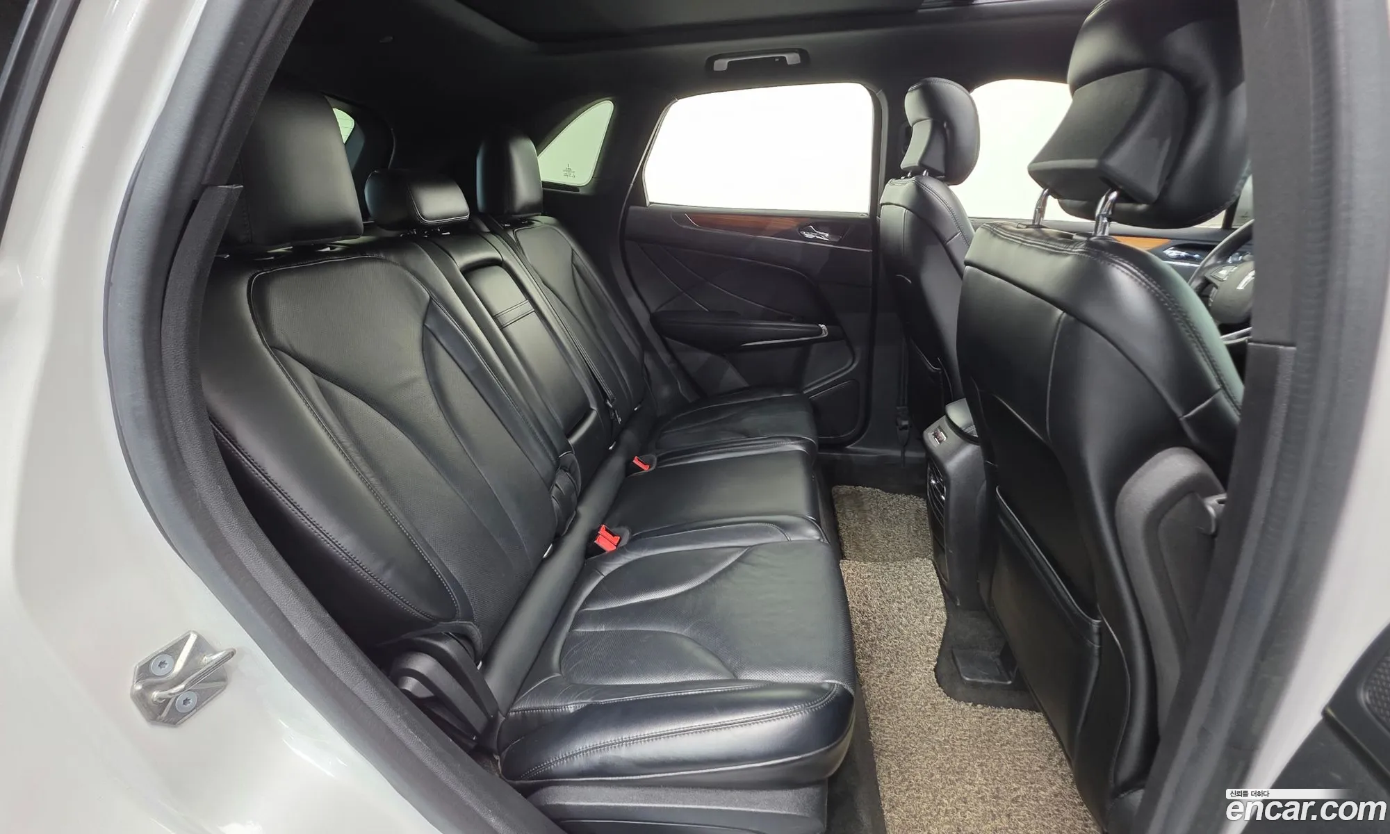 Lincoln MKC 2014 5LMCJ2A95FUJ05971 — 17