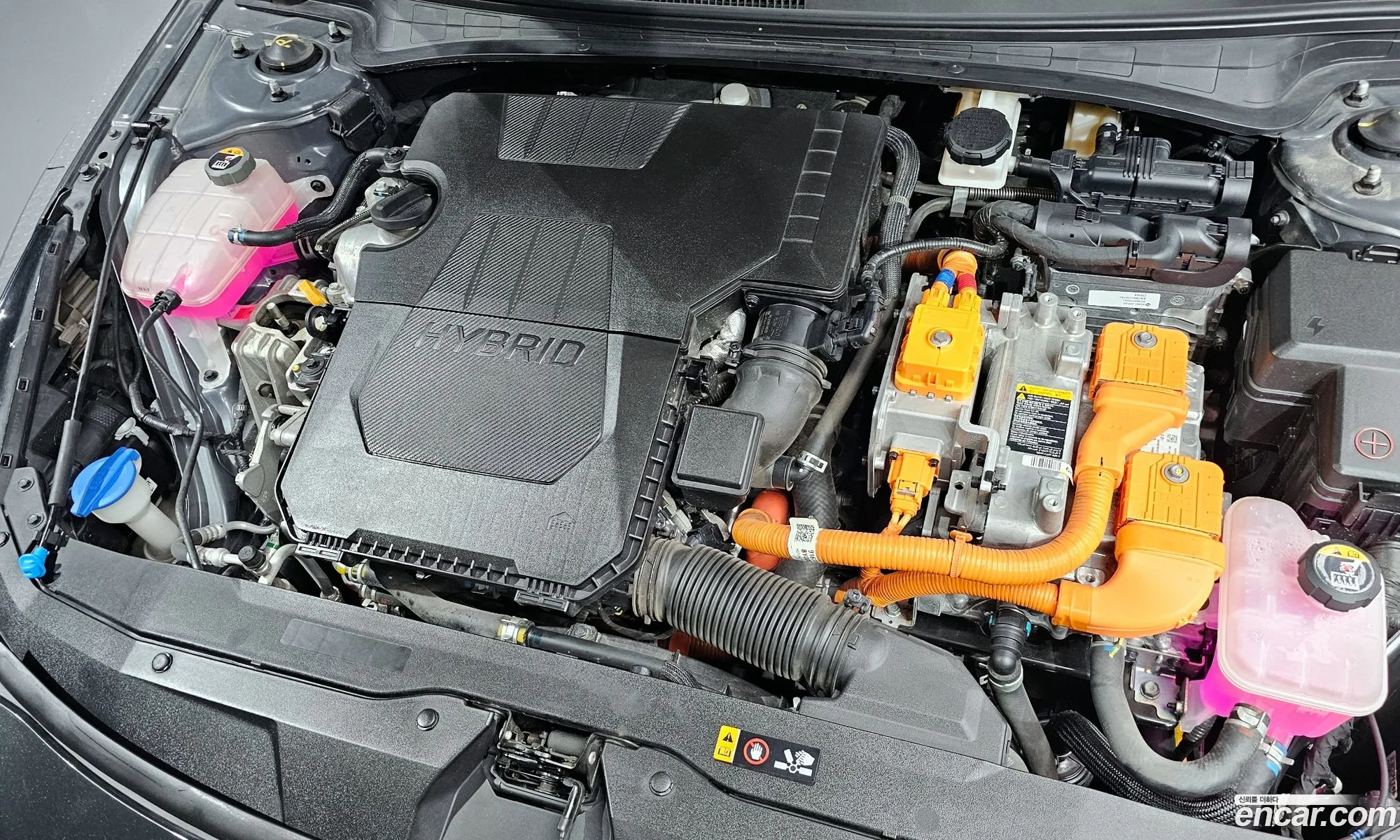 Hyundai Elantra Hybrid 2021 — 18