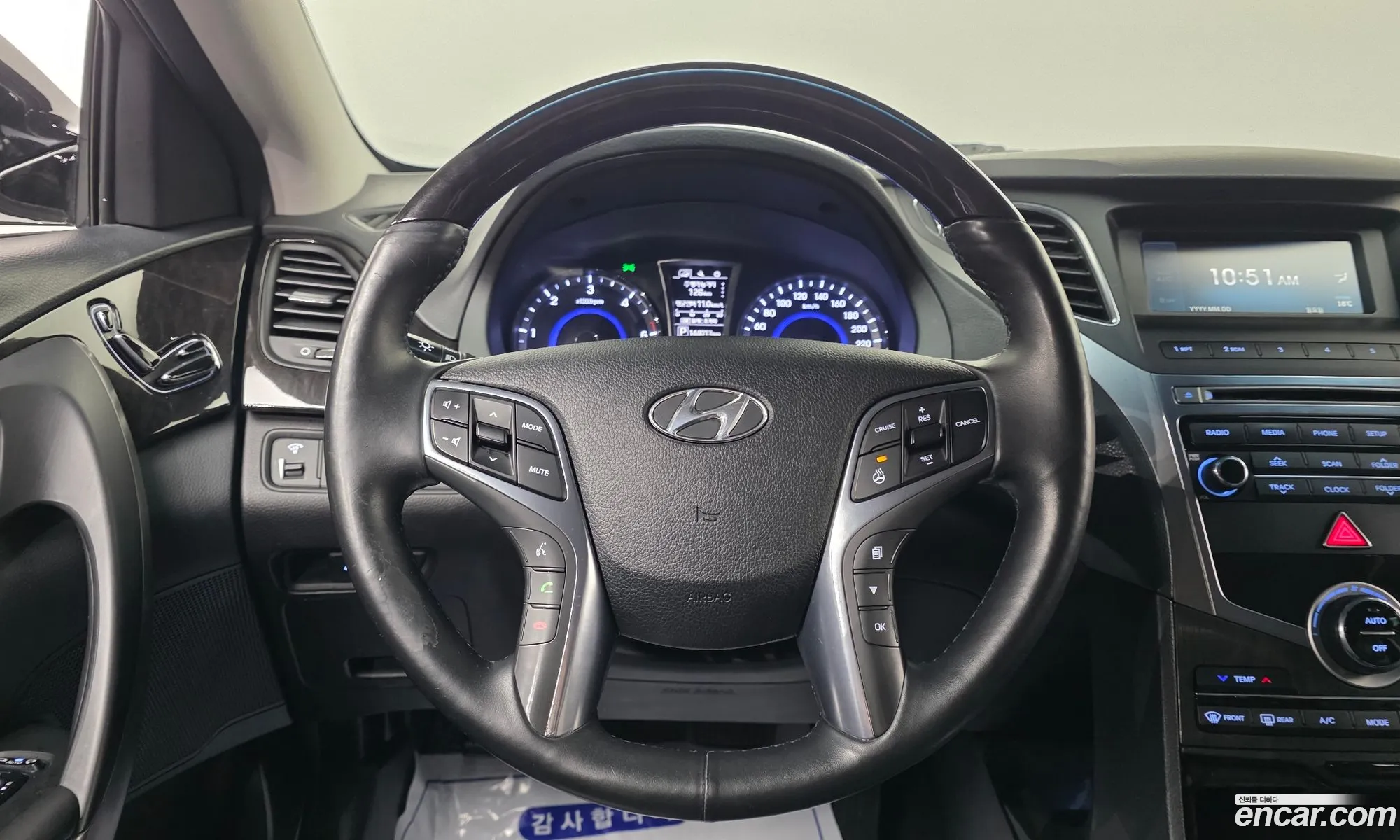 Hyundai Grandeur HG 2016 — 18