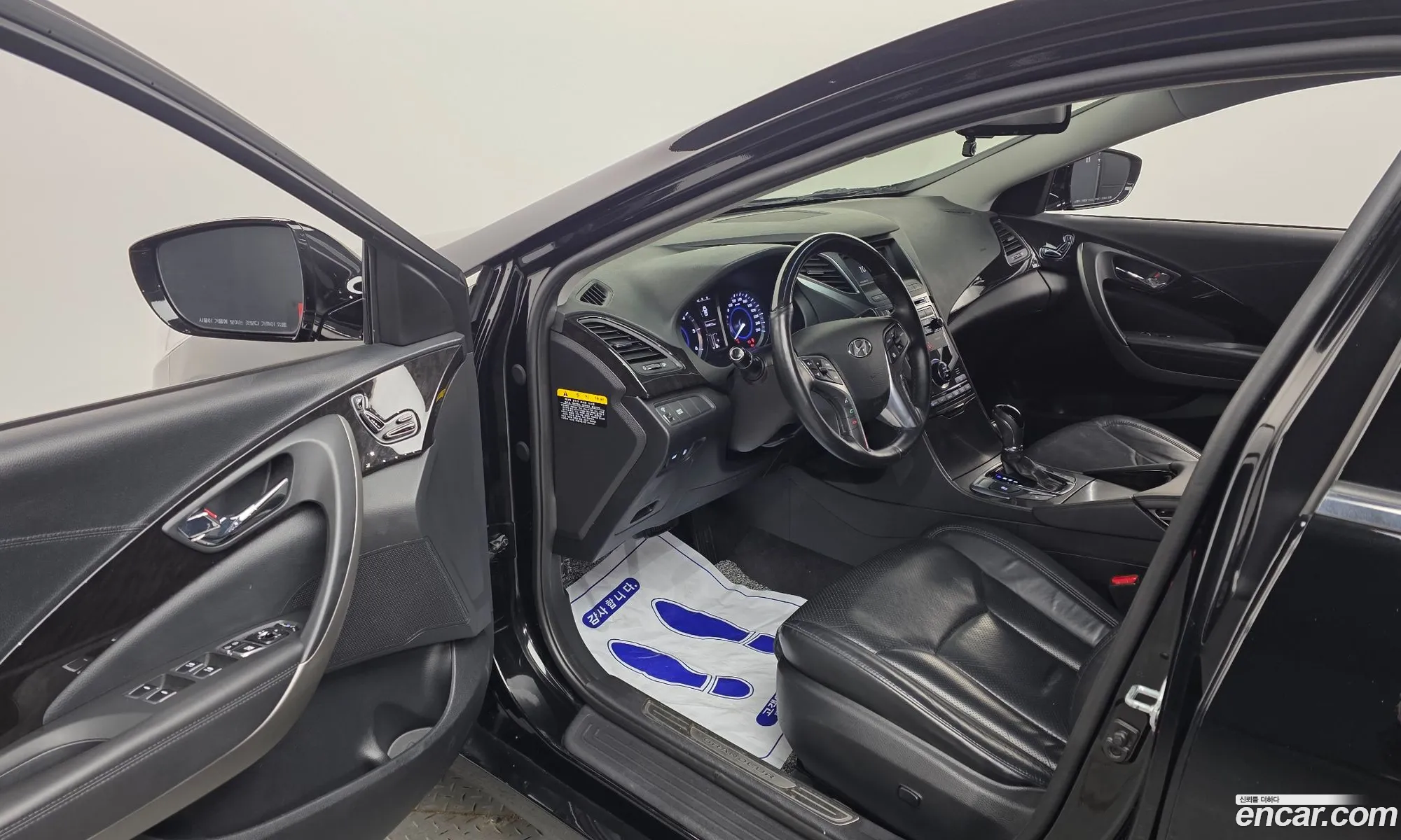 Hyundai Grandeur HG 2016 — 20