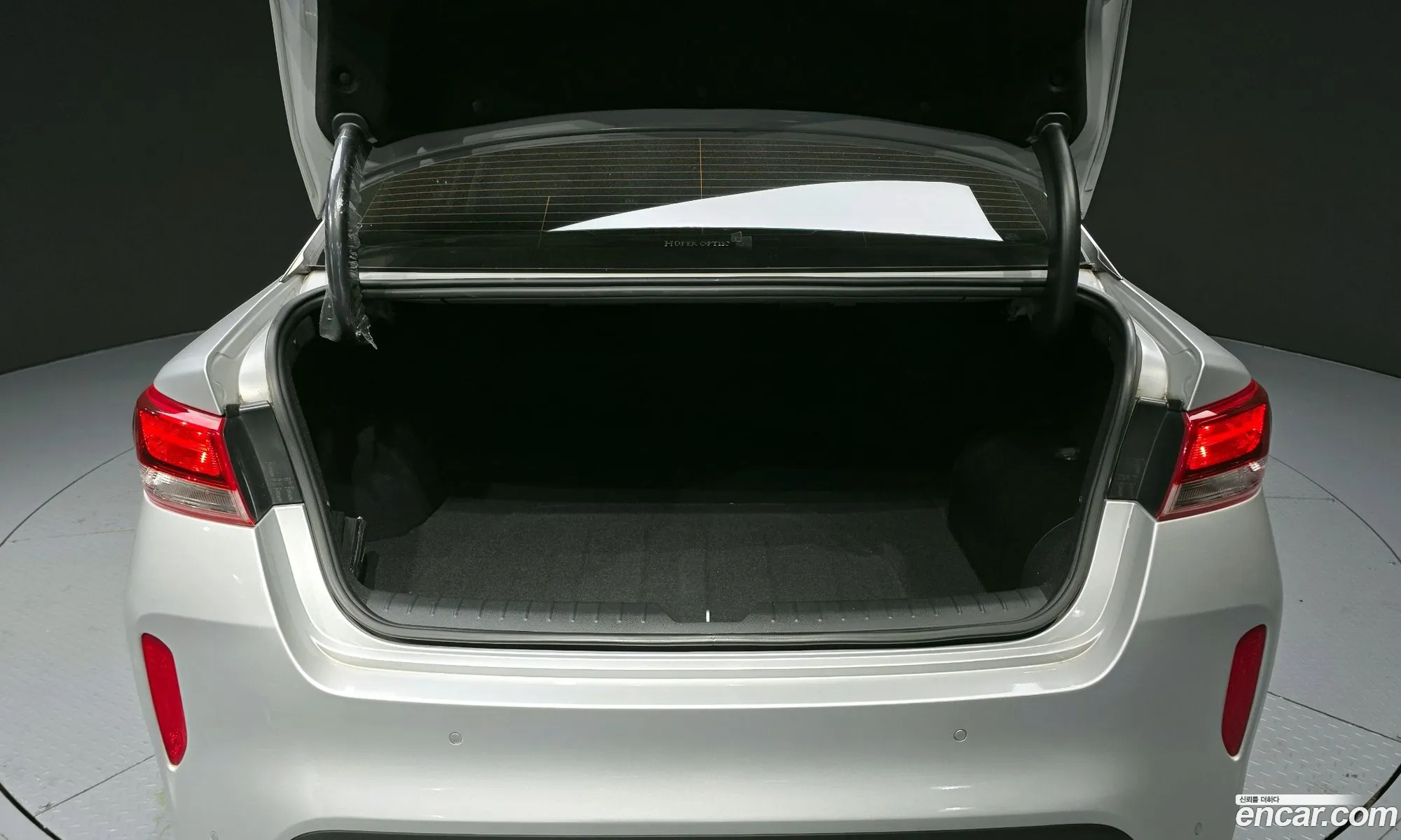 Kia K5 Hybrid 2016 — 21