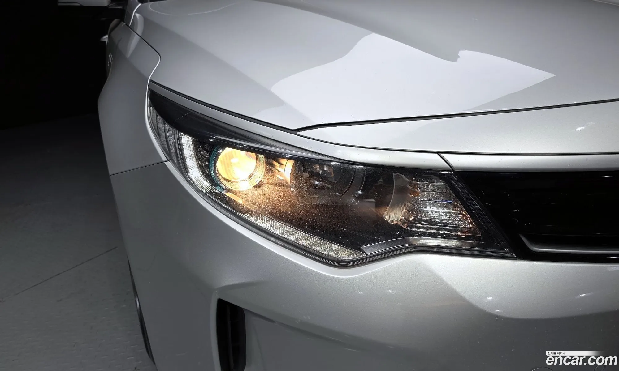 Kia K5 Hybrid 2016 — 24