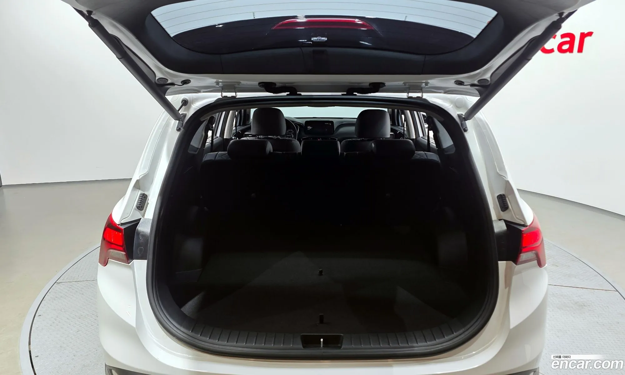 Hyundai Santa Fe 2021 — 18