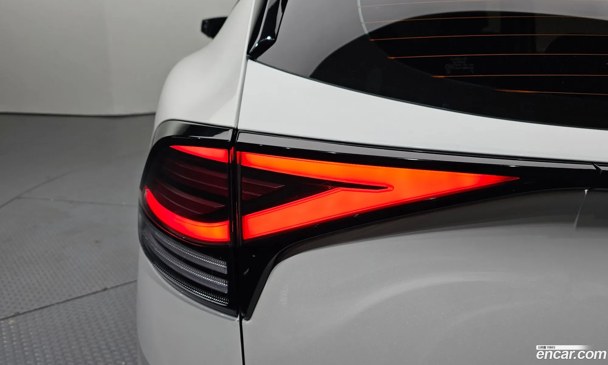 Kia Sportage Hybrid 2022 — 17