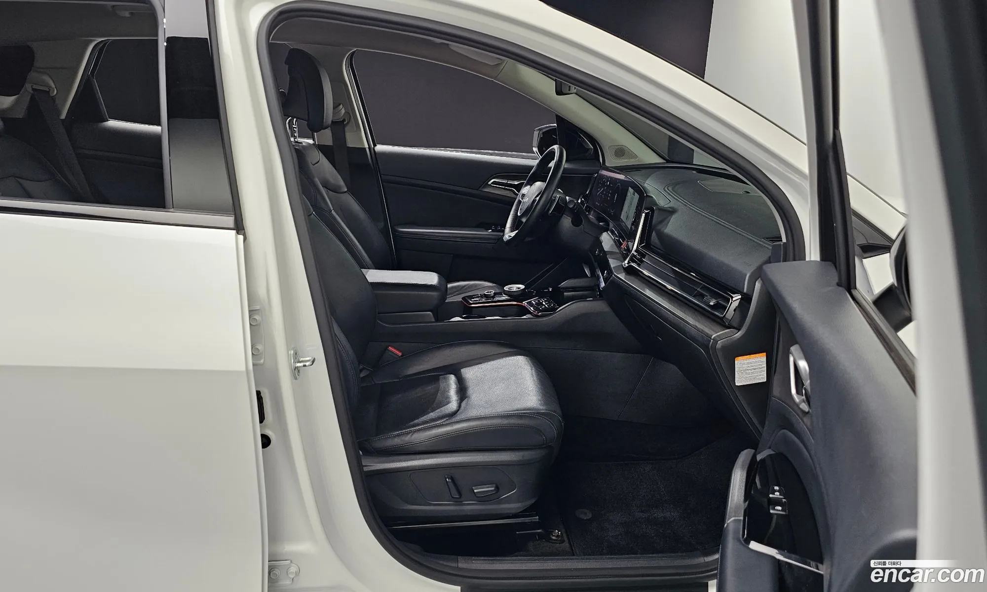 Kia Sportage Hybrid 2022 — 12