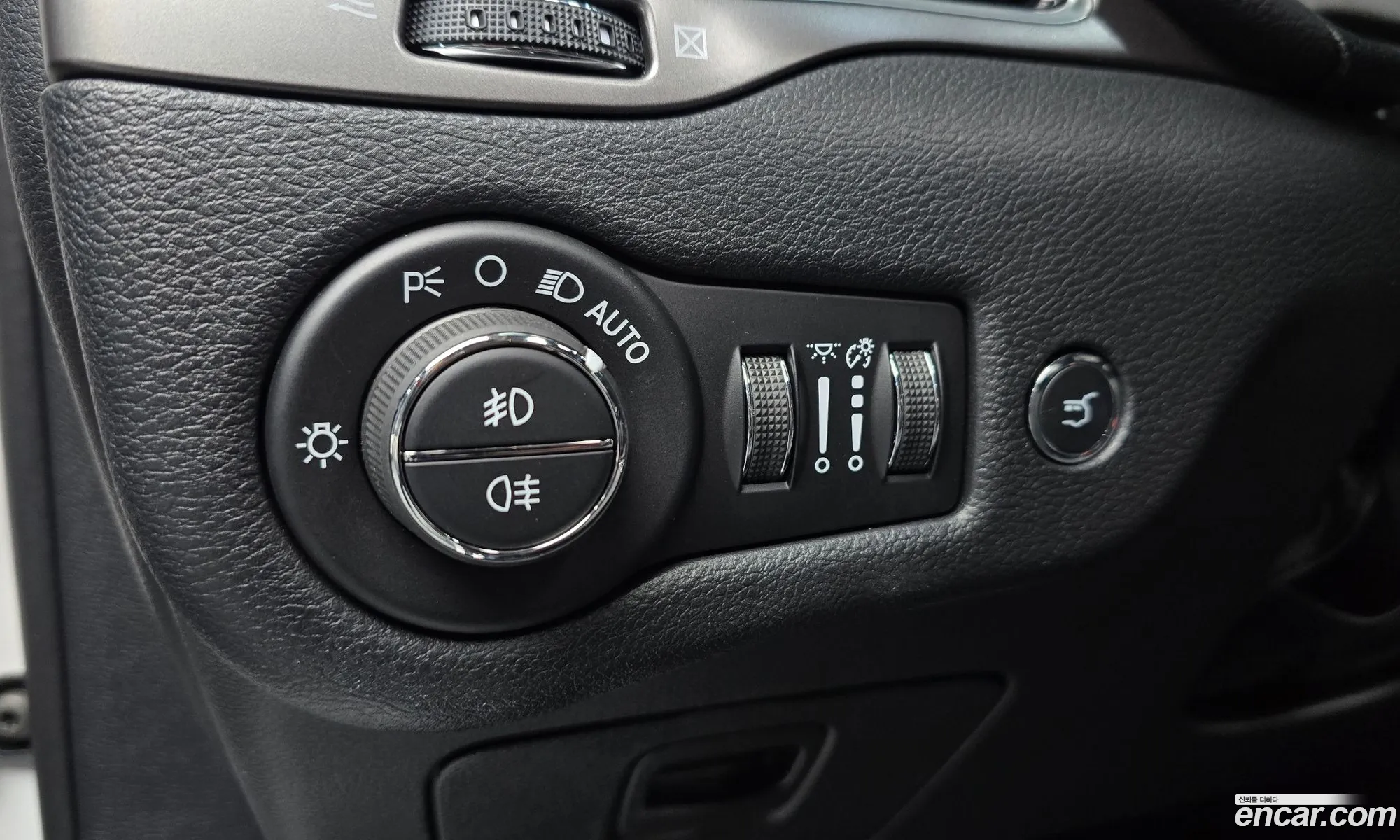 Jeep Cherokee 2020 1C4PJLDB4LD590239 — 26