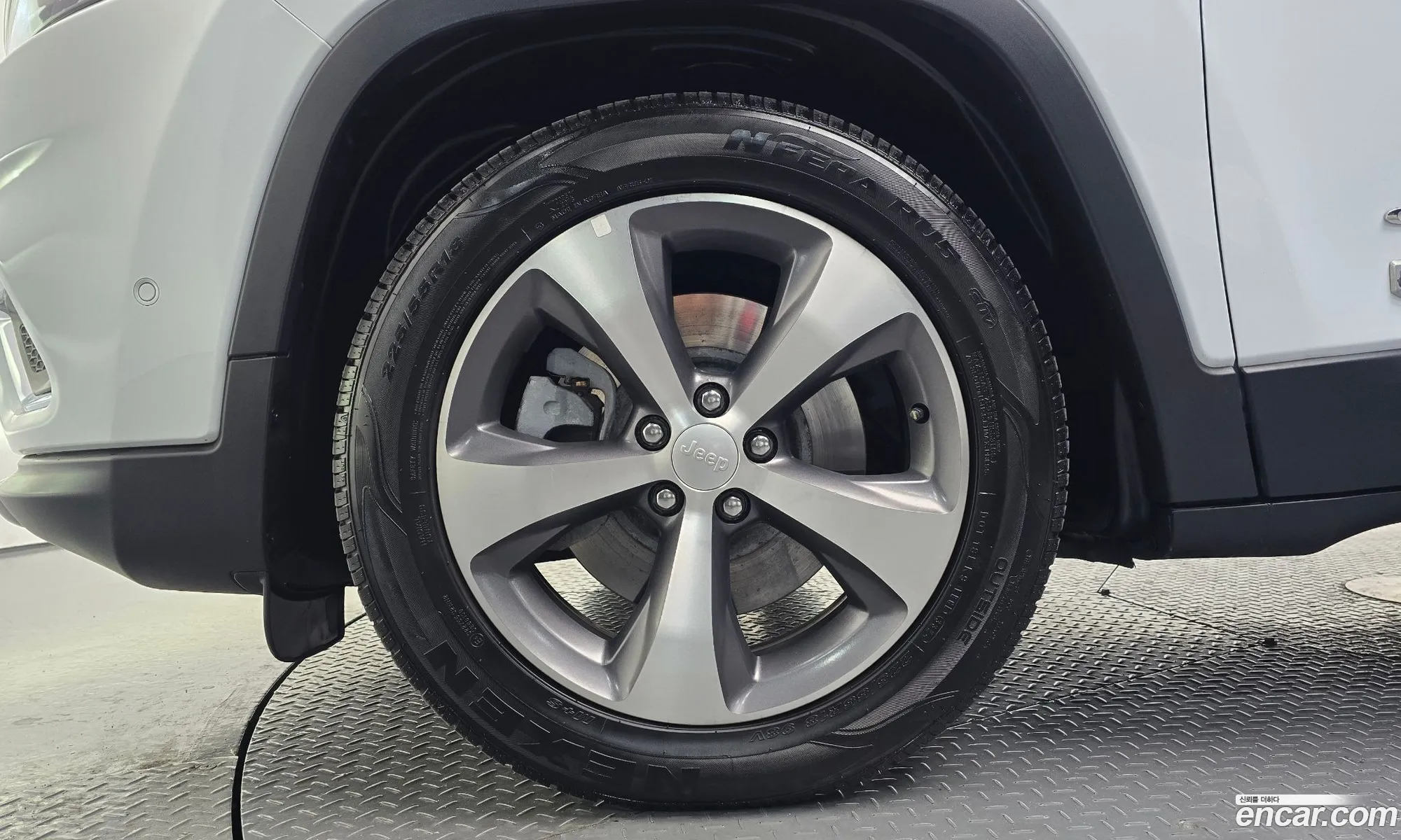 Jeep Cherokee 2020 1C4PJLDB4LD590239 — 32