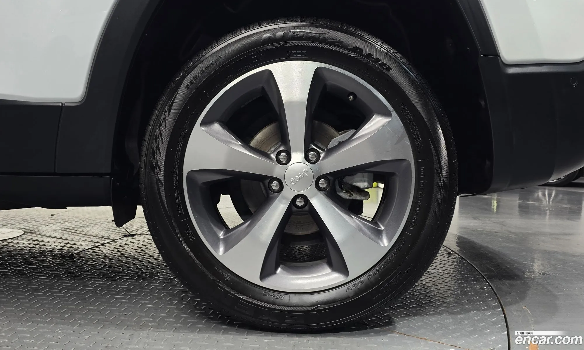 Jeep Cherokee 2020 1C4PJLDB4LD590239 — 2