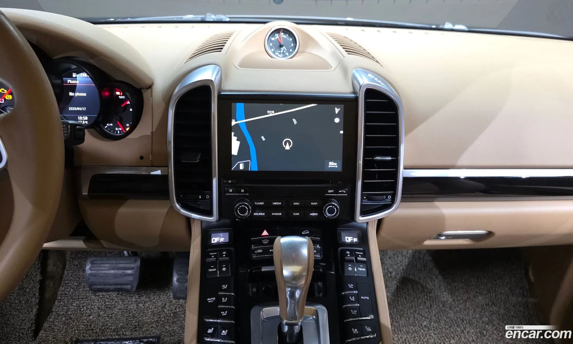 Porsche Cayenne 2017 WP1AF2921HLA29809 — 10