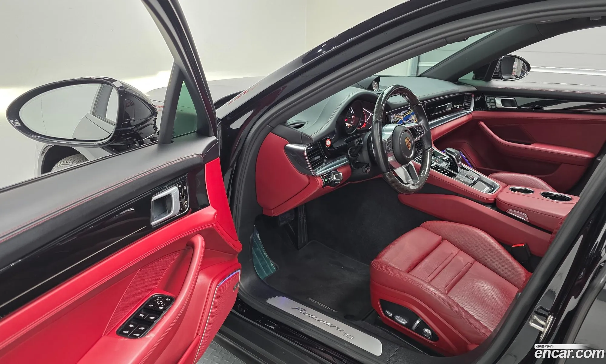 Porsche Panamera 2020 — 4