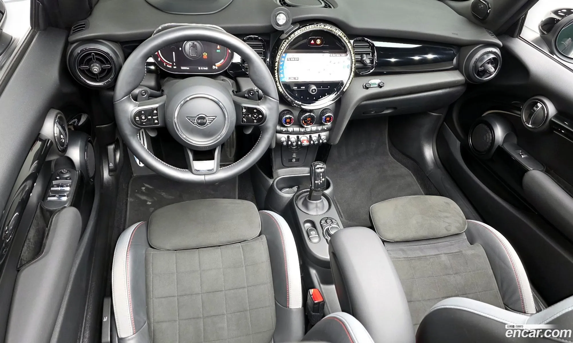 Mini Cooper S Convertible 2023 — 29