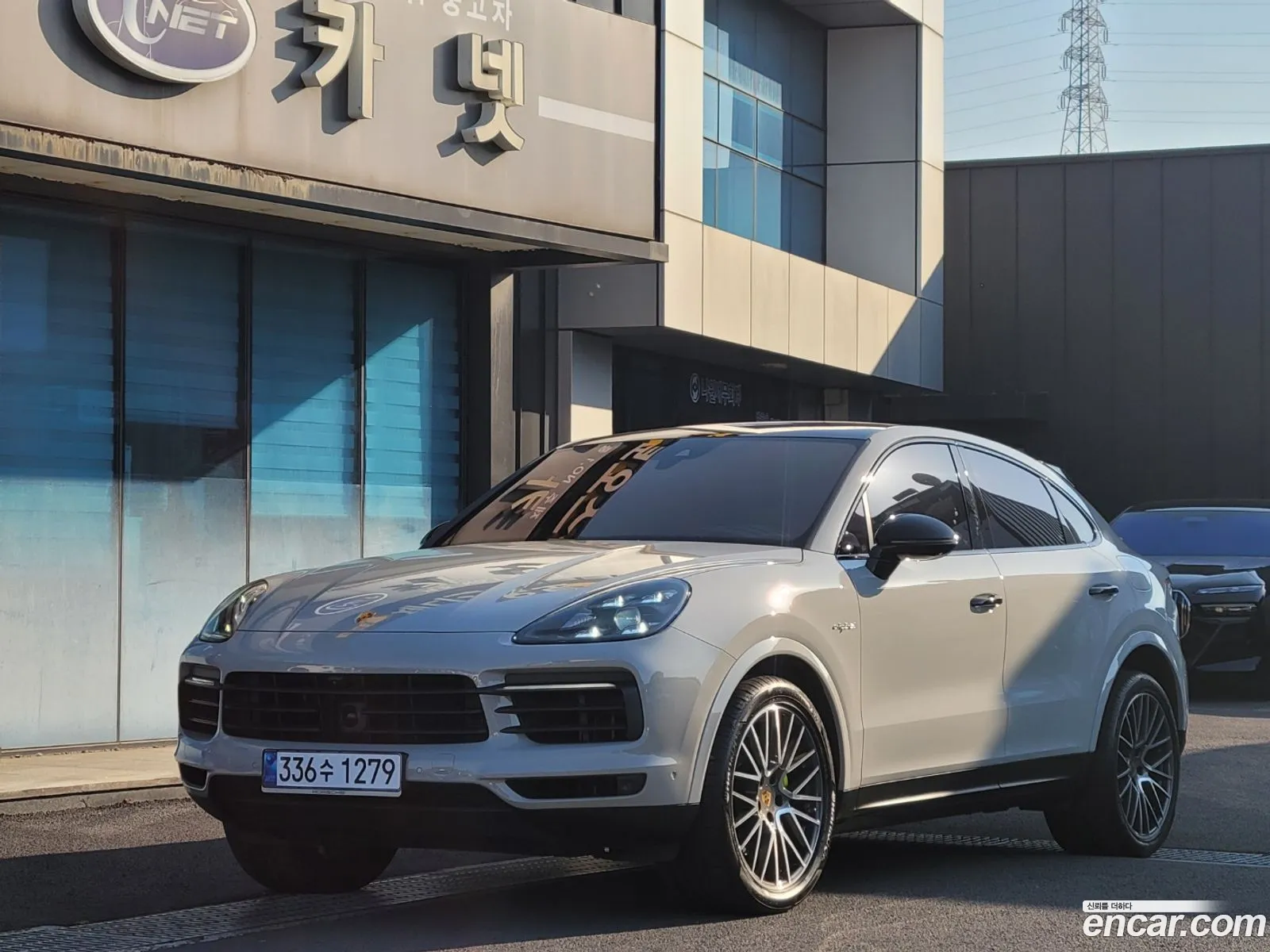 Porsche Cayenne 2022 — 19
