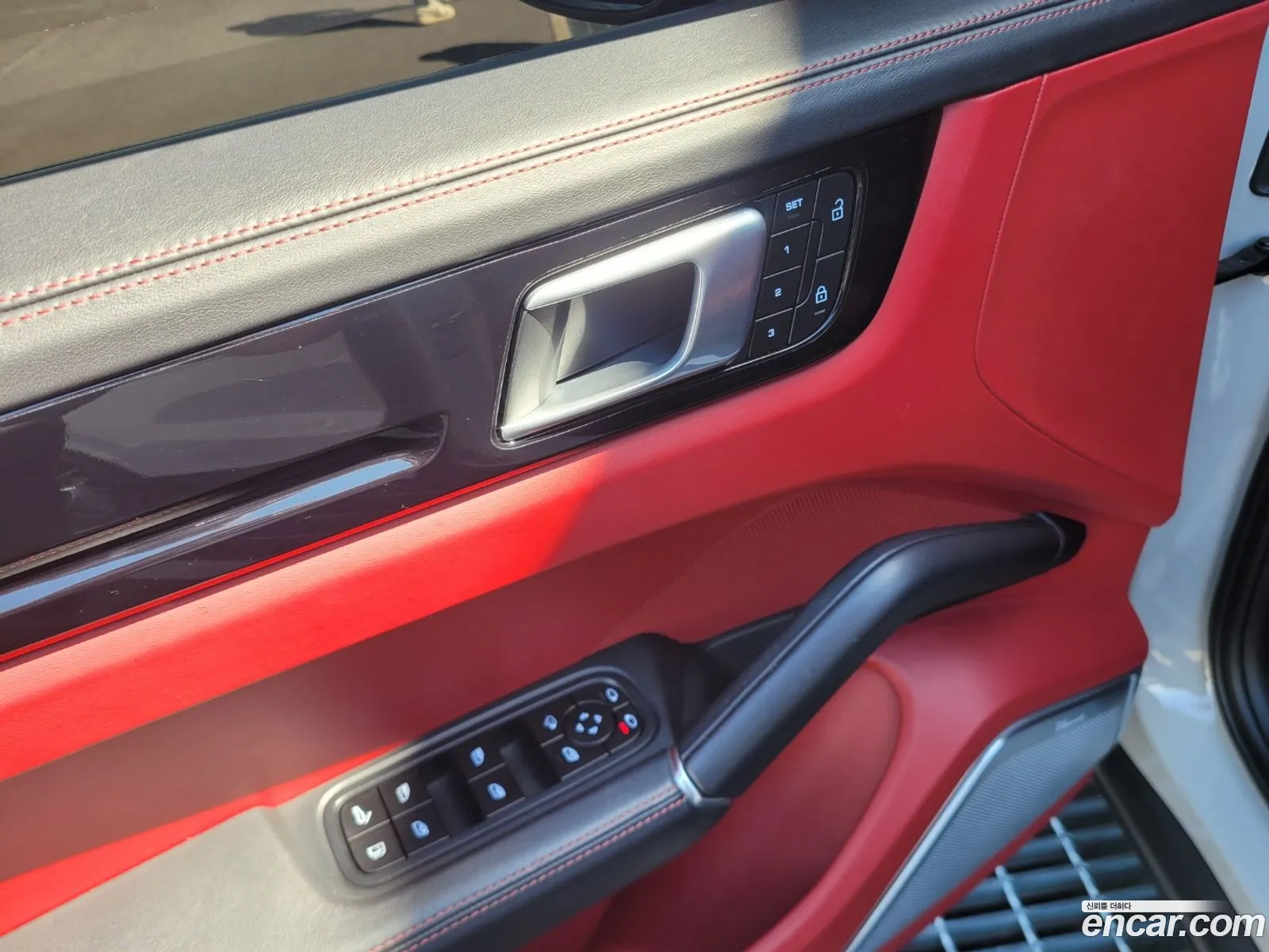 Porsche Cayenne 2022 — 12
