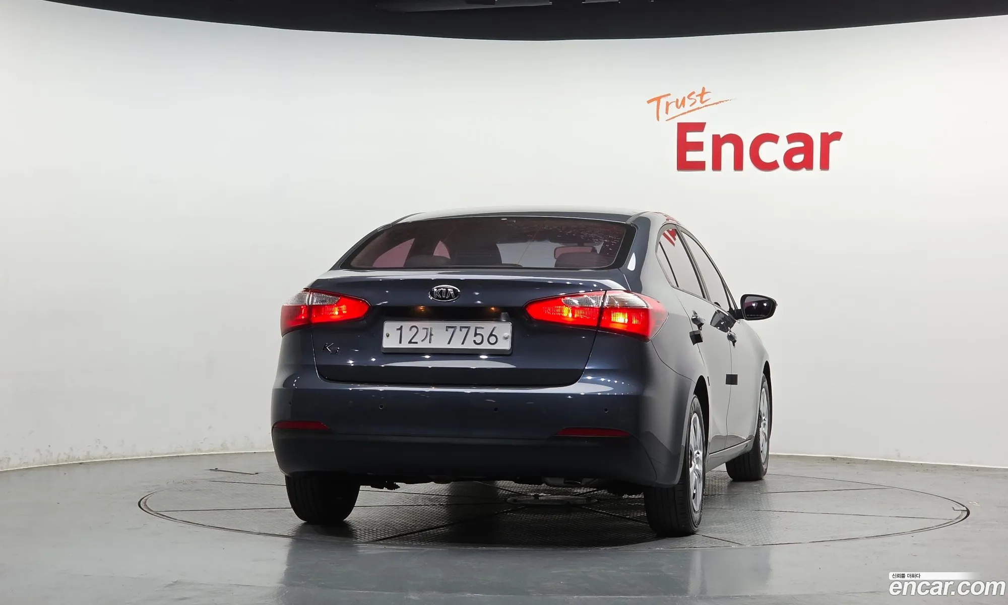 Kia K3 2015 — 2