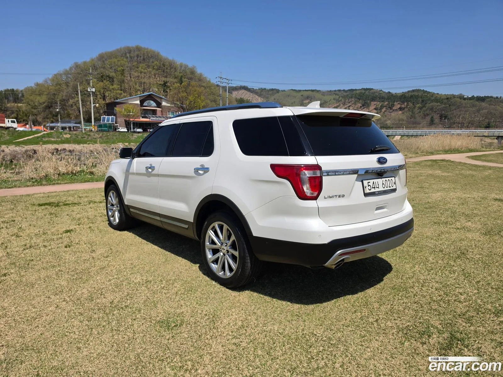 Ford Explorer 2017 — 15