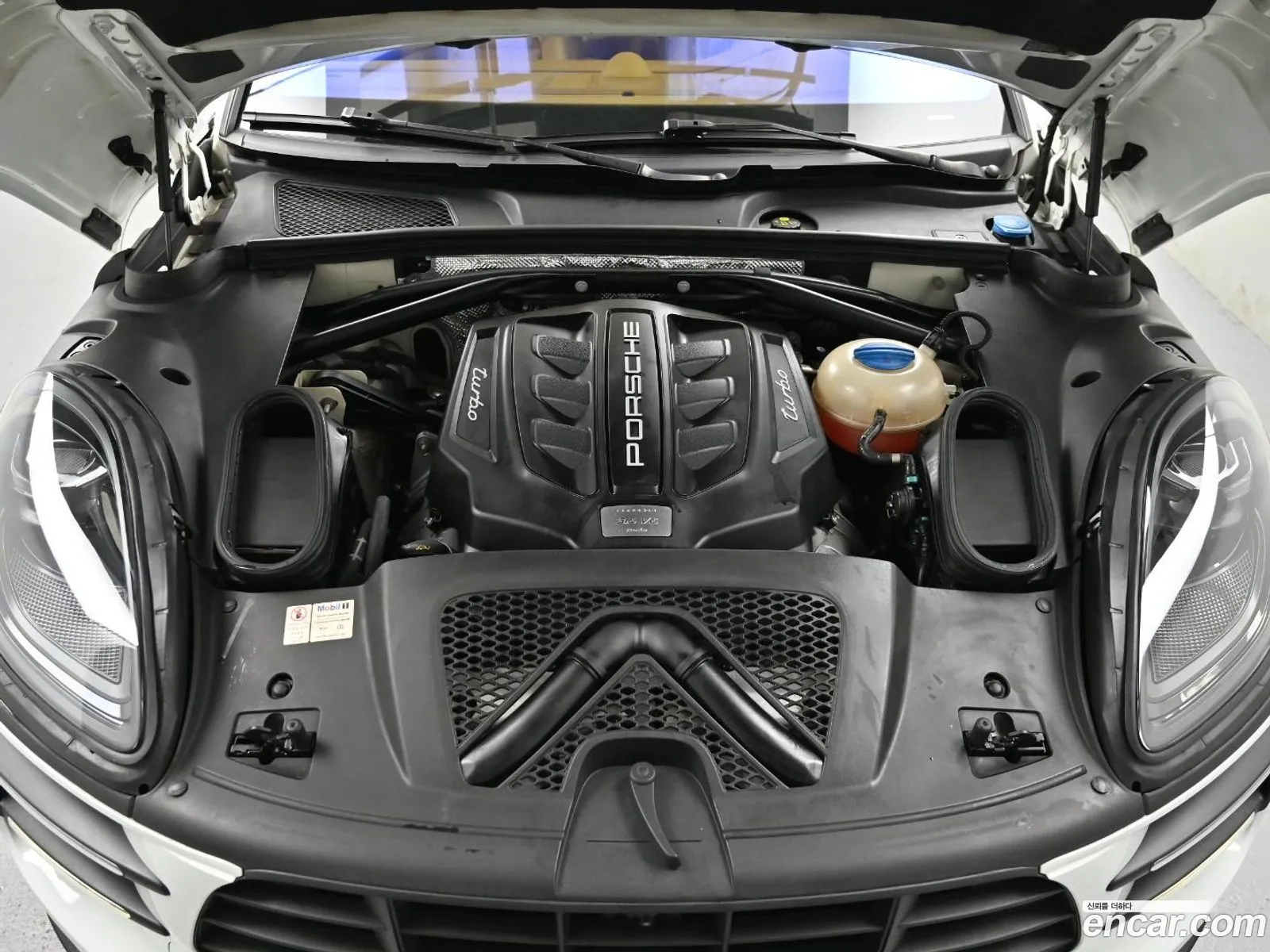 Porsche Macan 2015 — 19