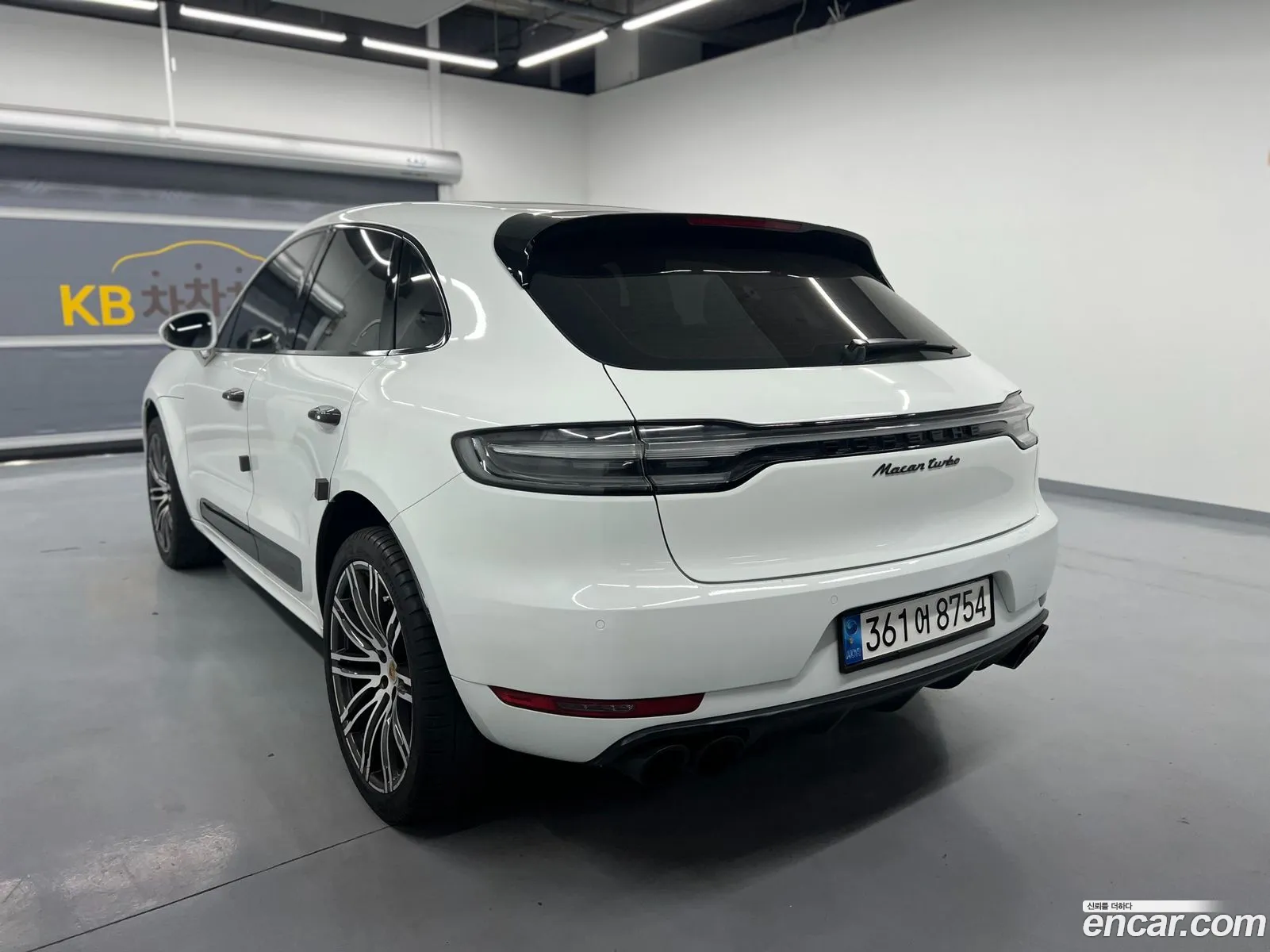 Porsche Macan 2015 — 14