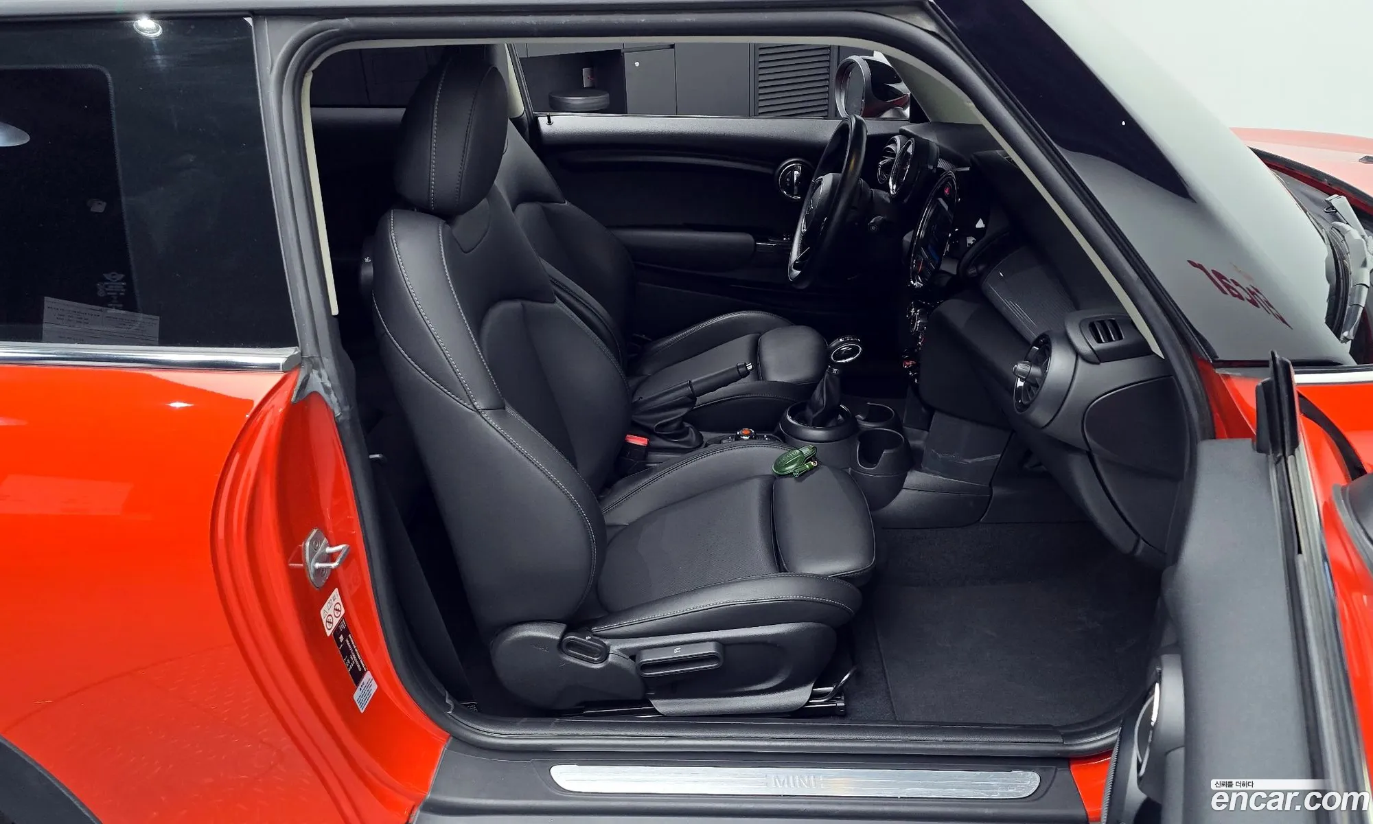 Mini Cooper 2019 WMWXP5108K2H92850 — 23