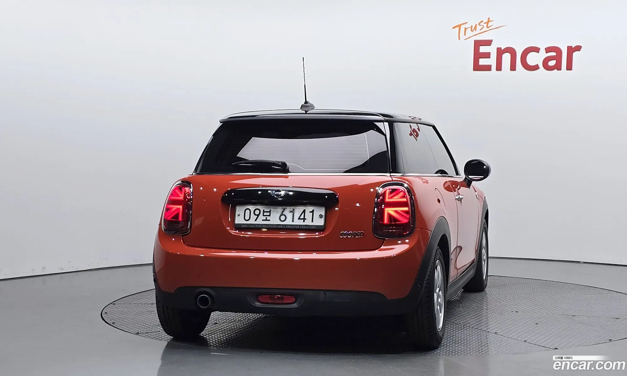 Mini Cooper 2019 WMWXP5108K2H92850 — 5