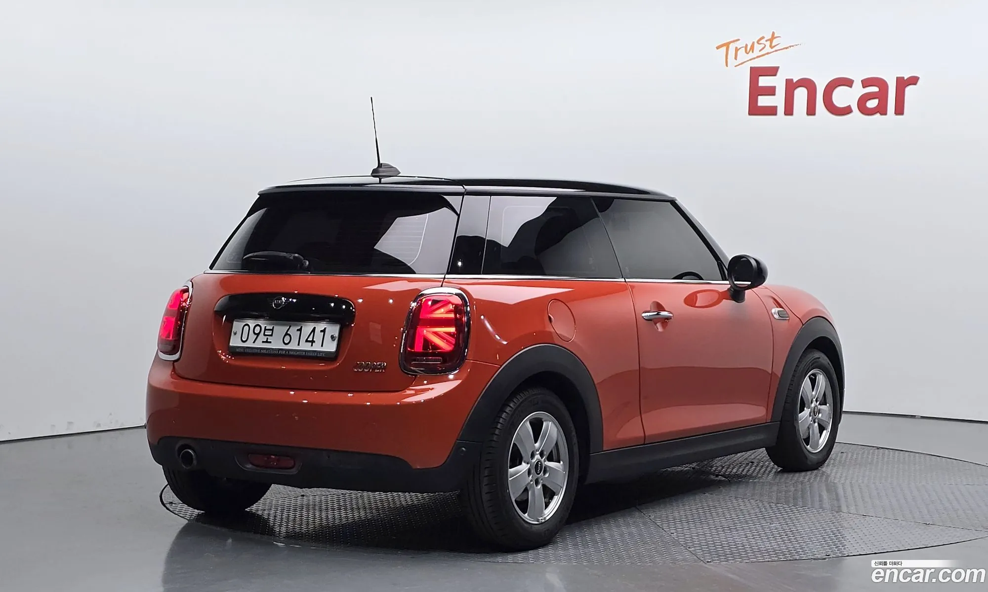 Mini Cooper 2019 WMWXP5108K2H92850 — 14
