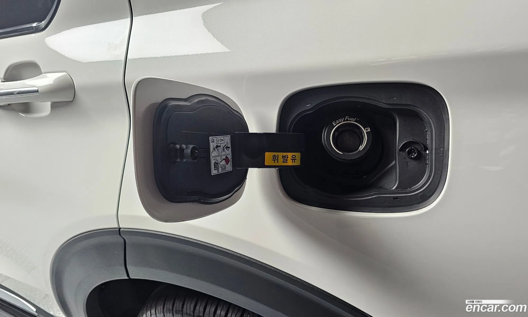 Ford Explorer 6th Gen 2022 1FM5K8HC6NGC01814 — 33