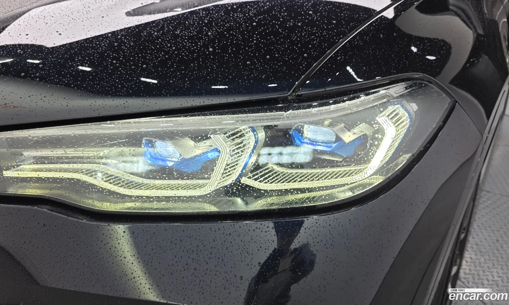 BMW X7 2021 — 26