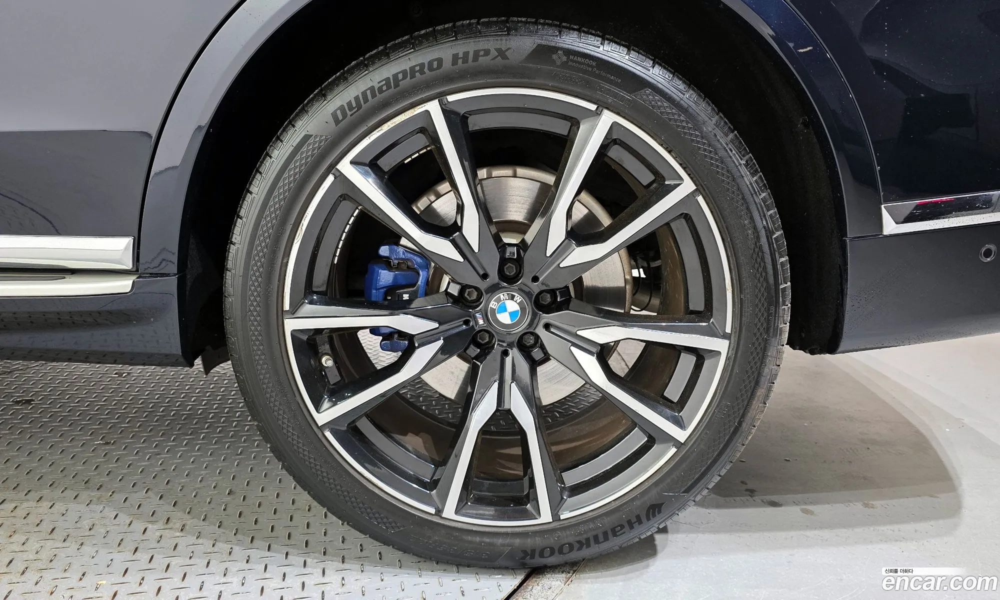 BMW X7 2021 — 10