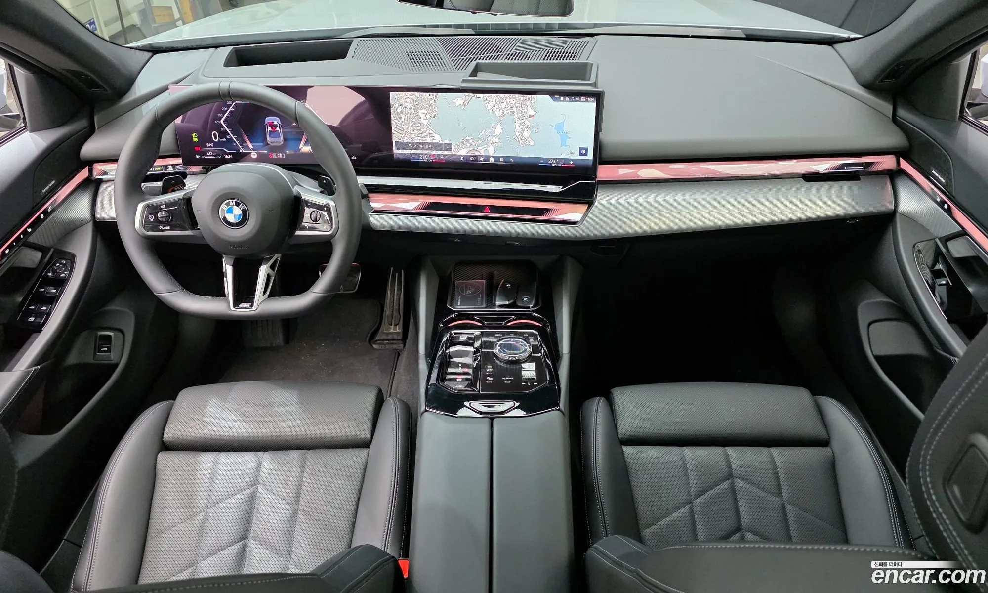 BMW 5 Series 2025 — 8